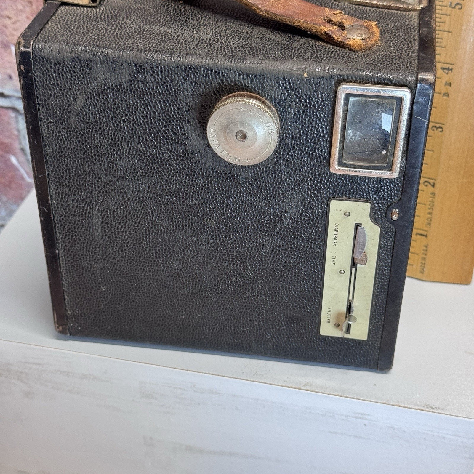 Vintage Agfa Ansco Shur-Shot D6 Box Camera (Untested, Parts or shelf decor only)