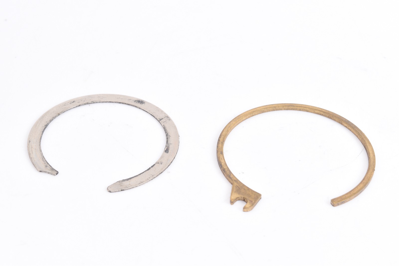 Hasselblad Zeiss Distagon 50mm f/4 C T* Lens Shutter Assembly Lock Rings V55