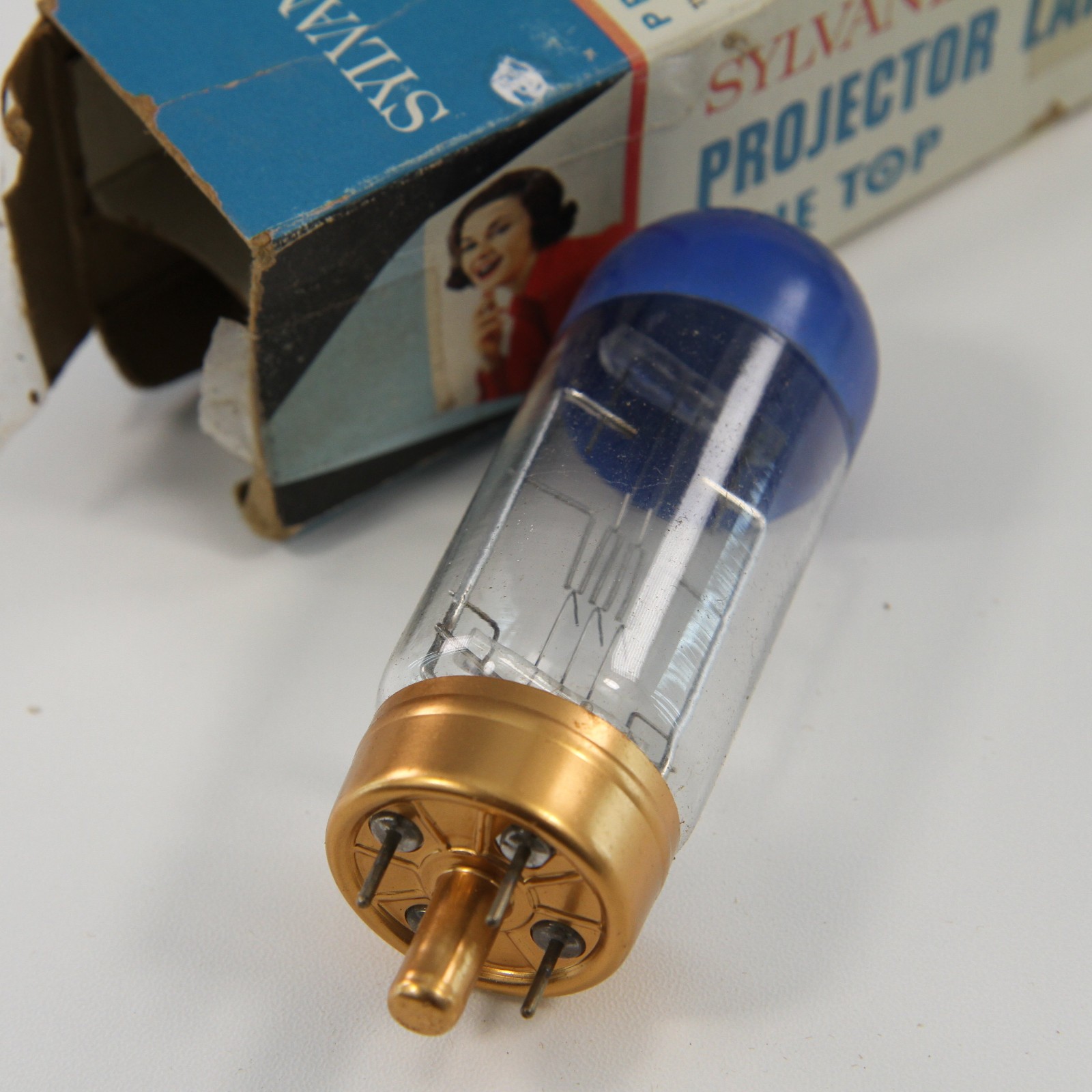 Vintage Slyvania DAK Blue Top & Kondo CLS Projector Lamps