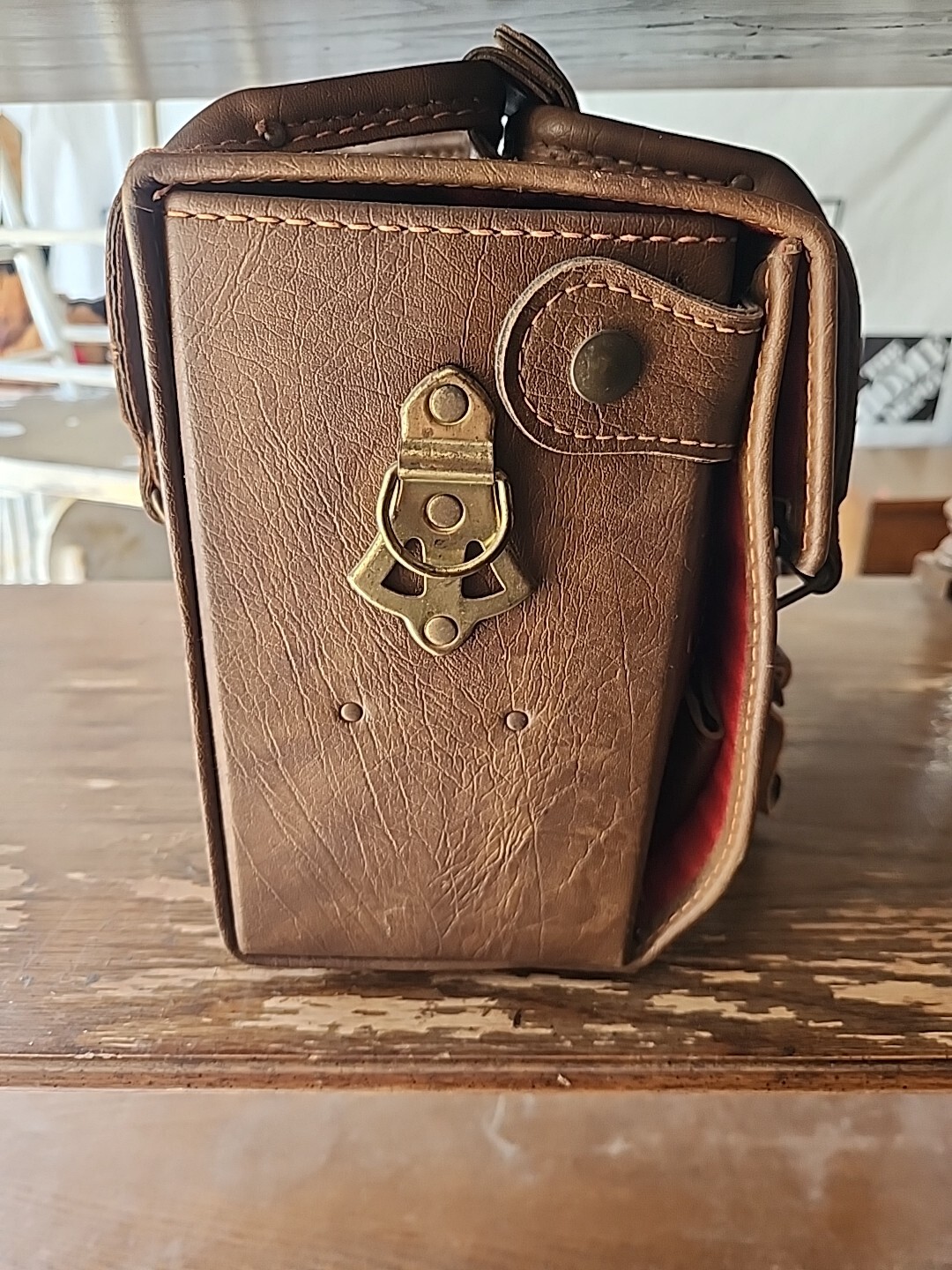Vintage Leather Tucky Camera bag Hard Case With 2 Lenses And Flash