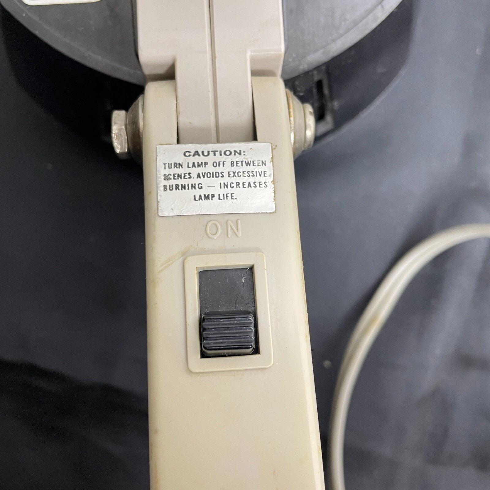 Vintage Acme Lite Q-Beam Mov-E-Lite Bright ‘N’ White As Sunlight.