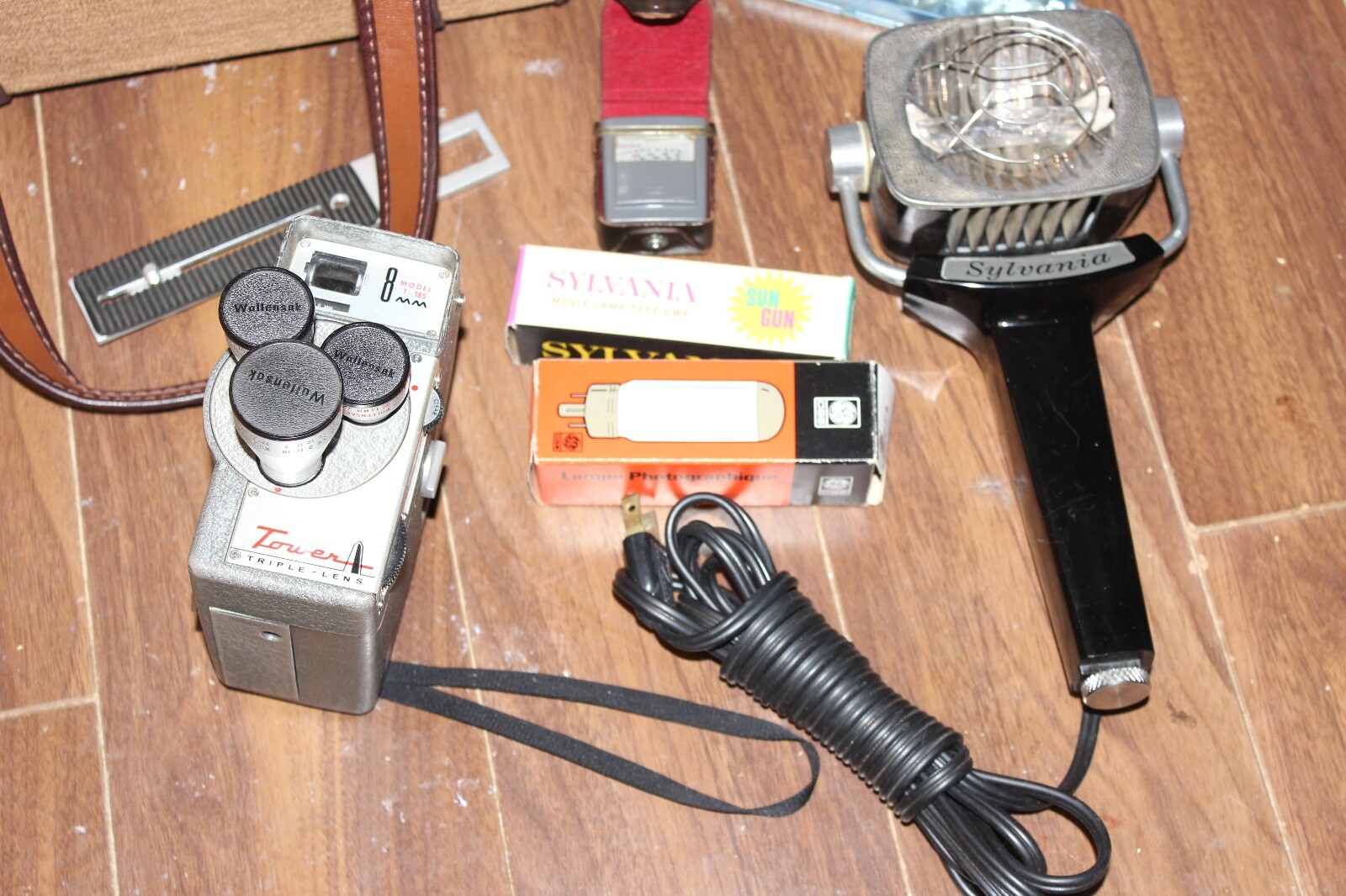 Tower Triple Lens 8MM Camera Model #T-185 & Sylvania Sun Gun Light With Case