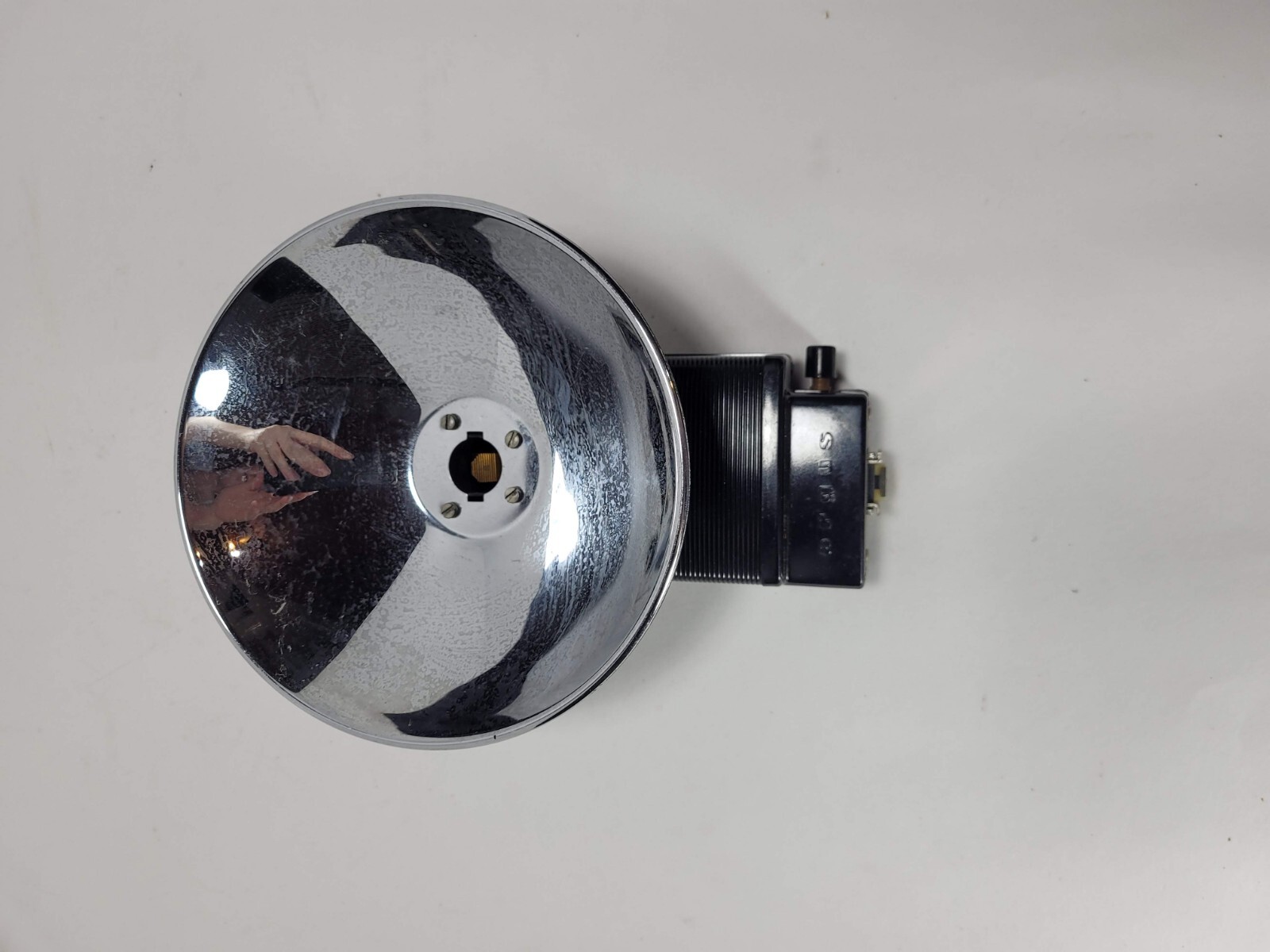 Argus Flash Bulb Holder Vintage Fits on Early Cameras Two Prong Bayonet Contact