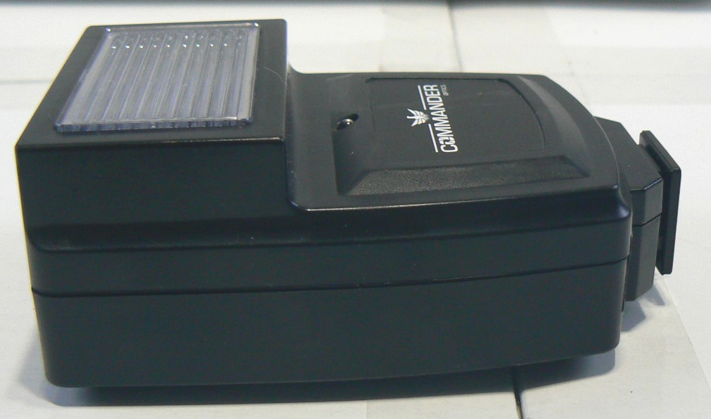 Commander Optics Camera Universal Hot Shoe Flash – Works TESTED