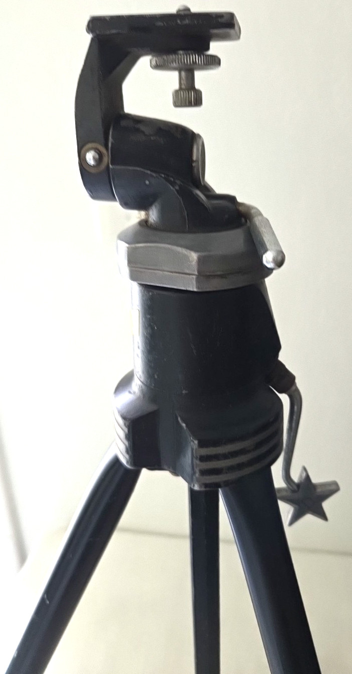 * Vintage Star D DAVIDSON Conquest Tripod Deco Style black and chrome retro noir
