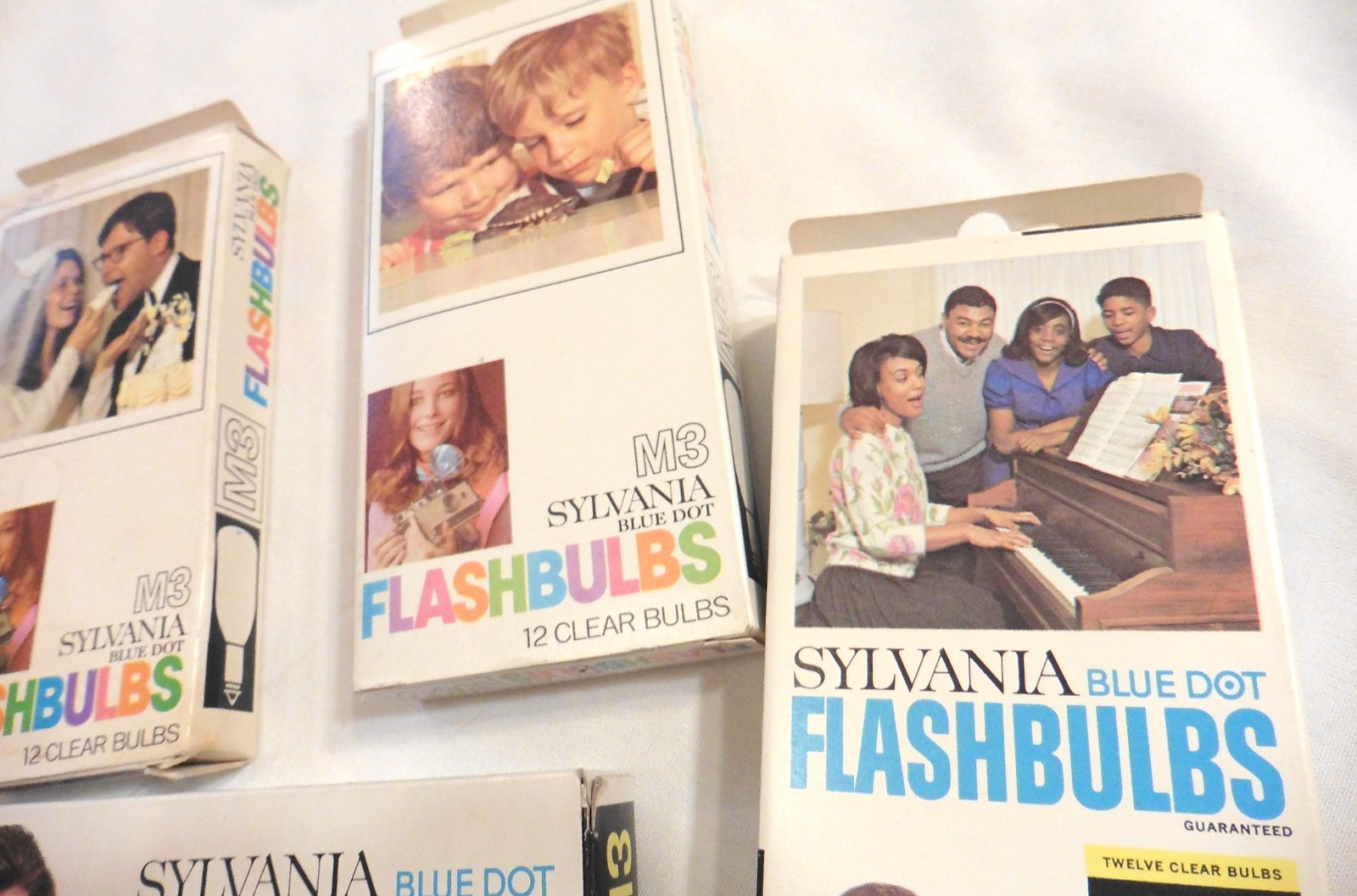 Lot of (63) Vintage Sylvania M3 Blue Dot Flashbulbs -5 Boxes +1/4/ New Old Stock
