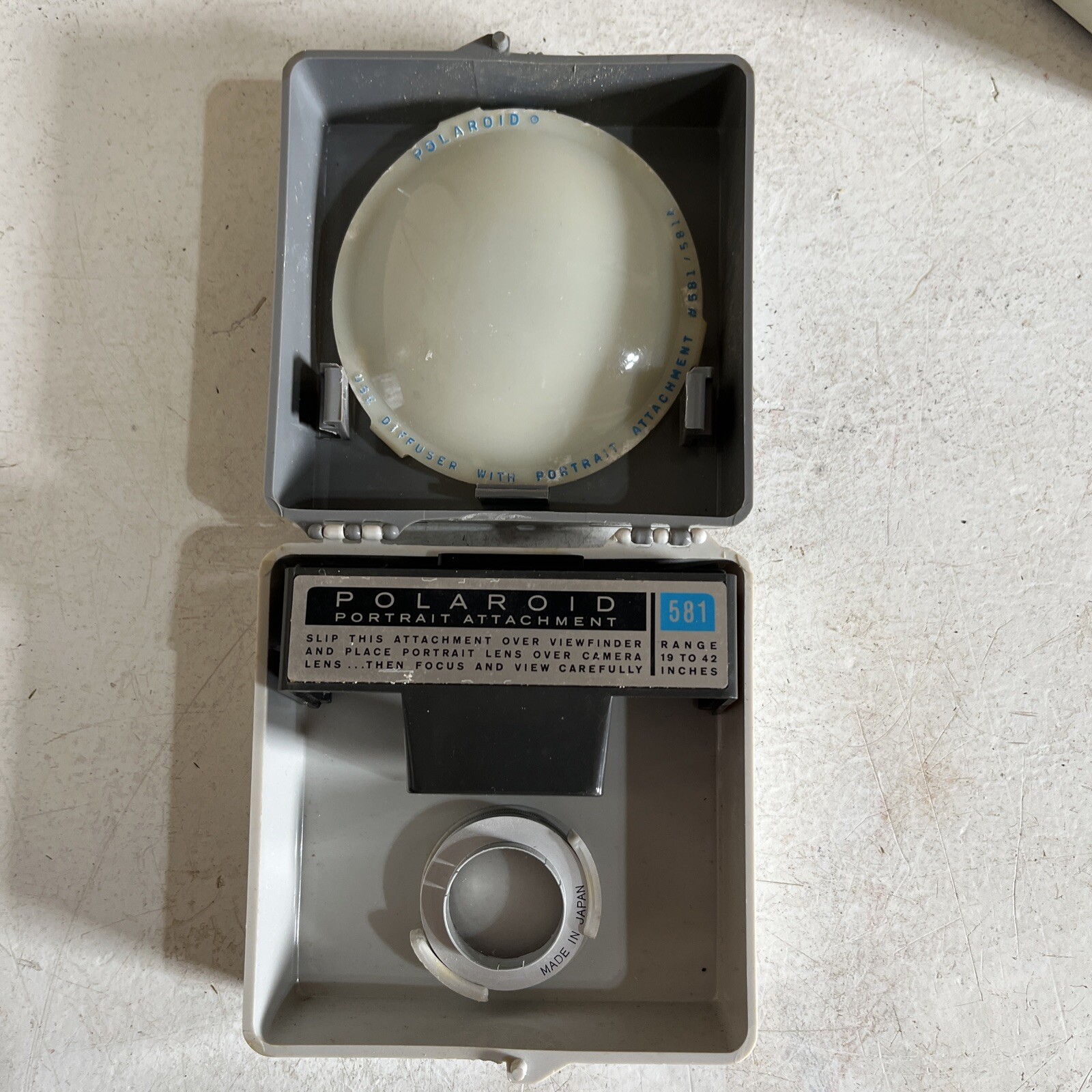 Polaroid Portrait Kit #581