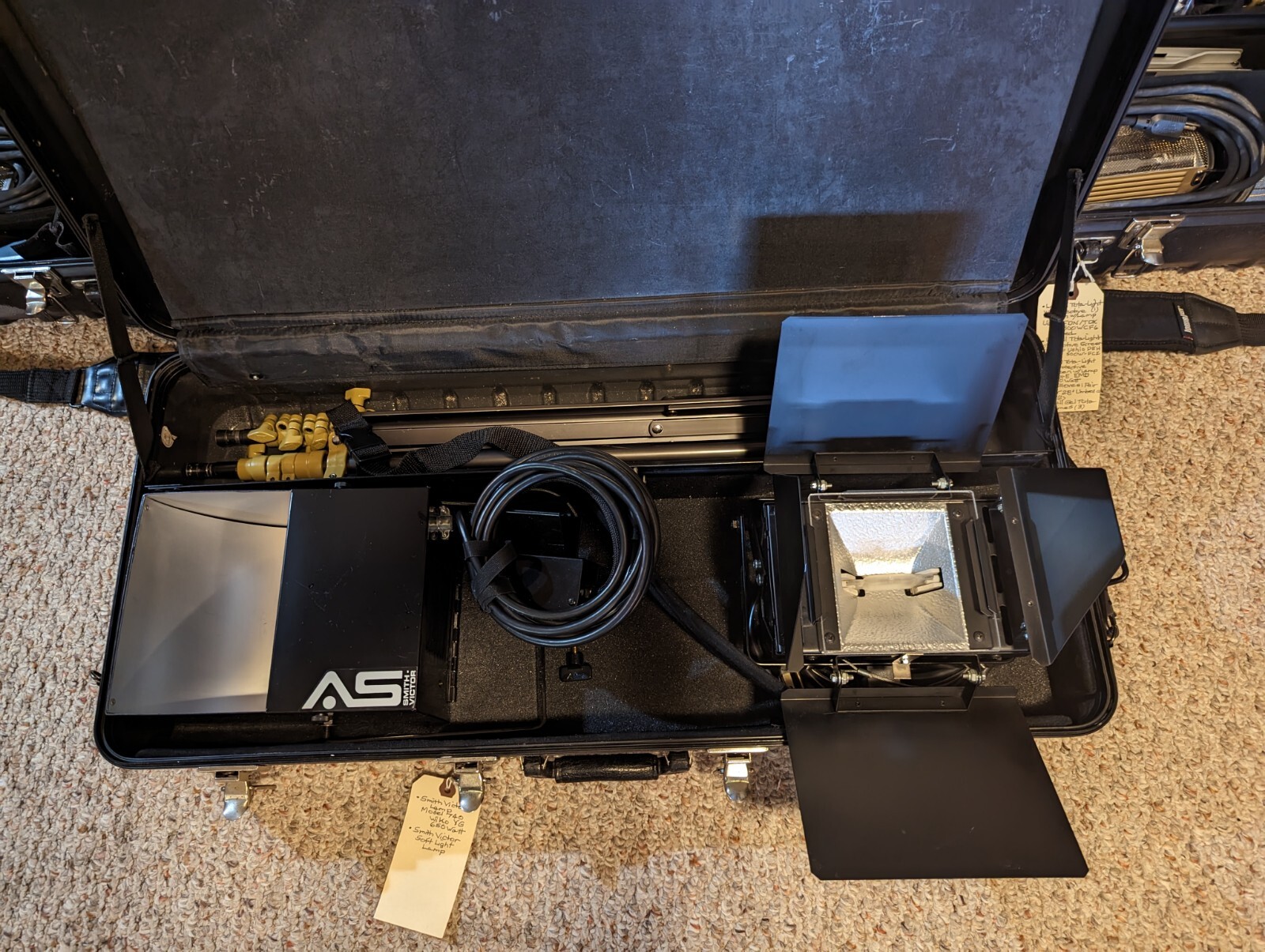 WOW…Lowell /Smith Victor Master Lighting Set