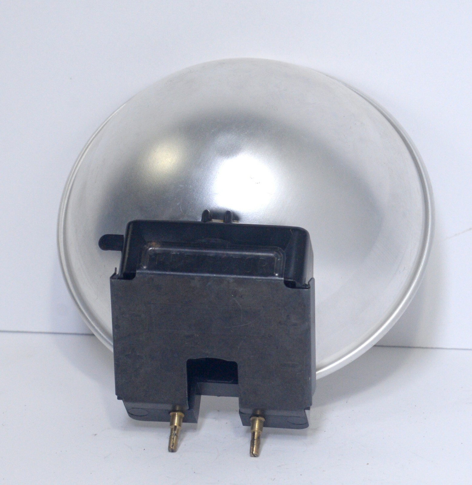 Flash Unit B-110 with Bulb Reflector Original Box Vintage Photo Accessory USA