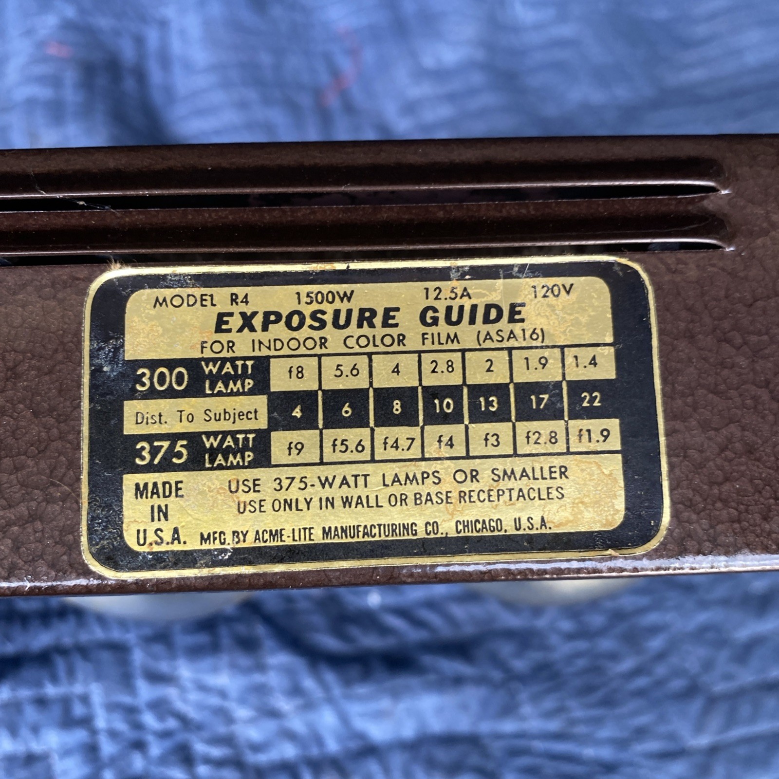 Vintage ACME MOV-E-LITE 4 Lamp Light Bar 14-3/4″ Tested Working