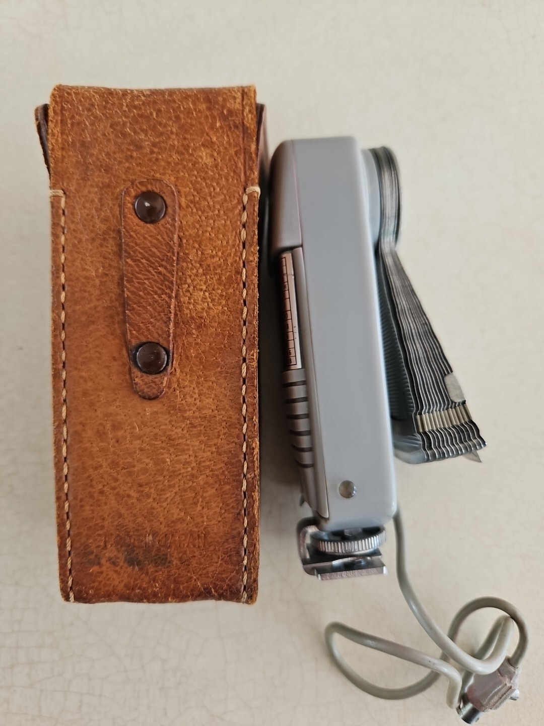 Kodachrome Camera Flash M-2 Flash 5-25 Flash with Case Made In Japan