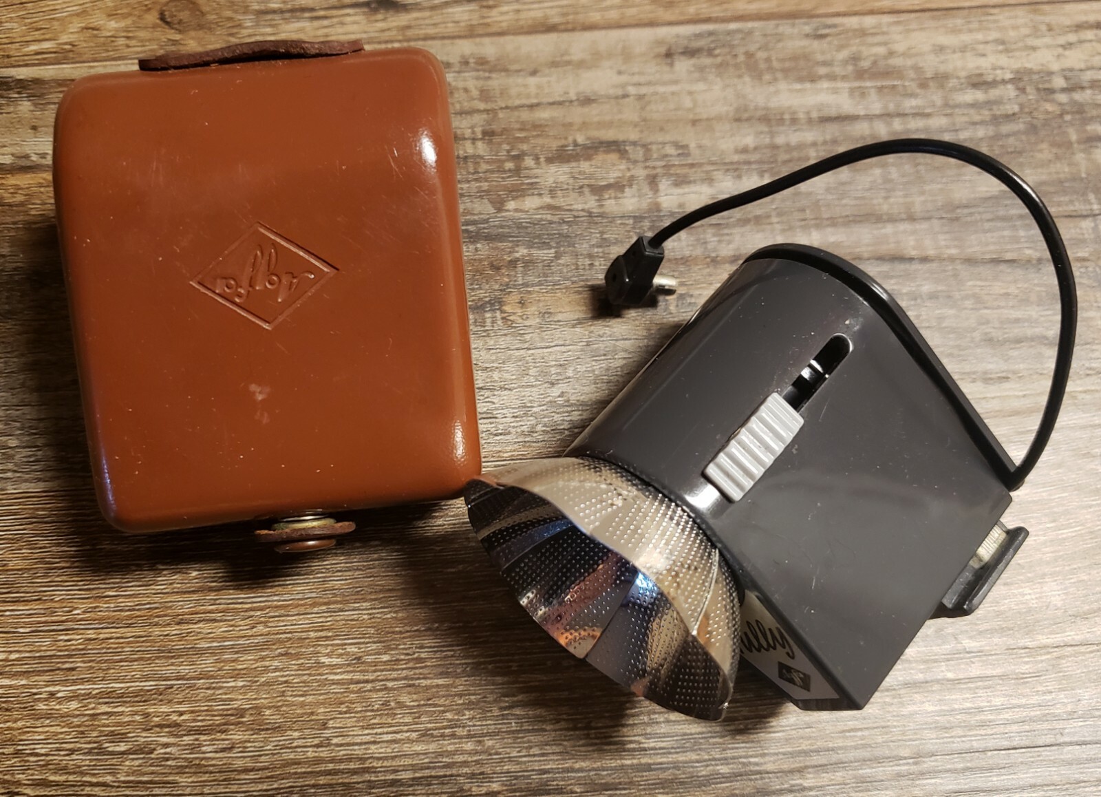 Vintage AGFA Tully Folding Camera Flash Bulb Holder Unit (A4)