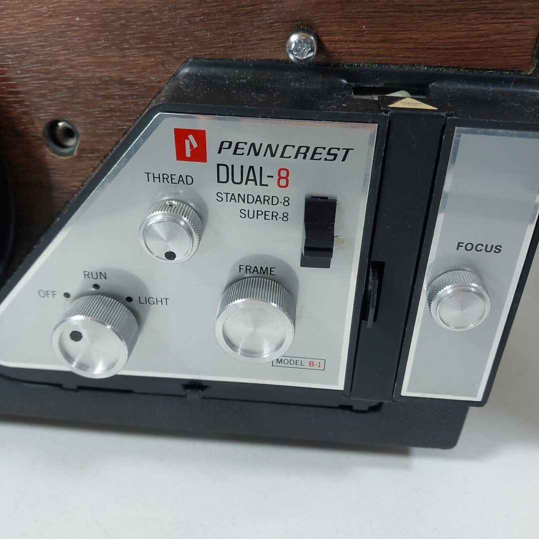PENNCREST DUAL 8 8mm VINTAGE REEL PLAYER PROJECTOR STANDARD 8 SUPER 8 MODEL B-1
