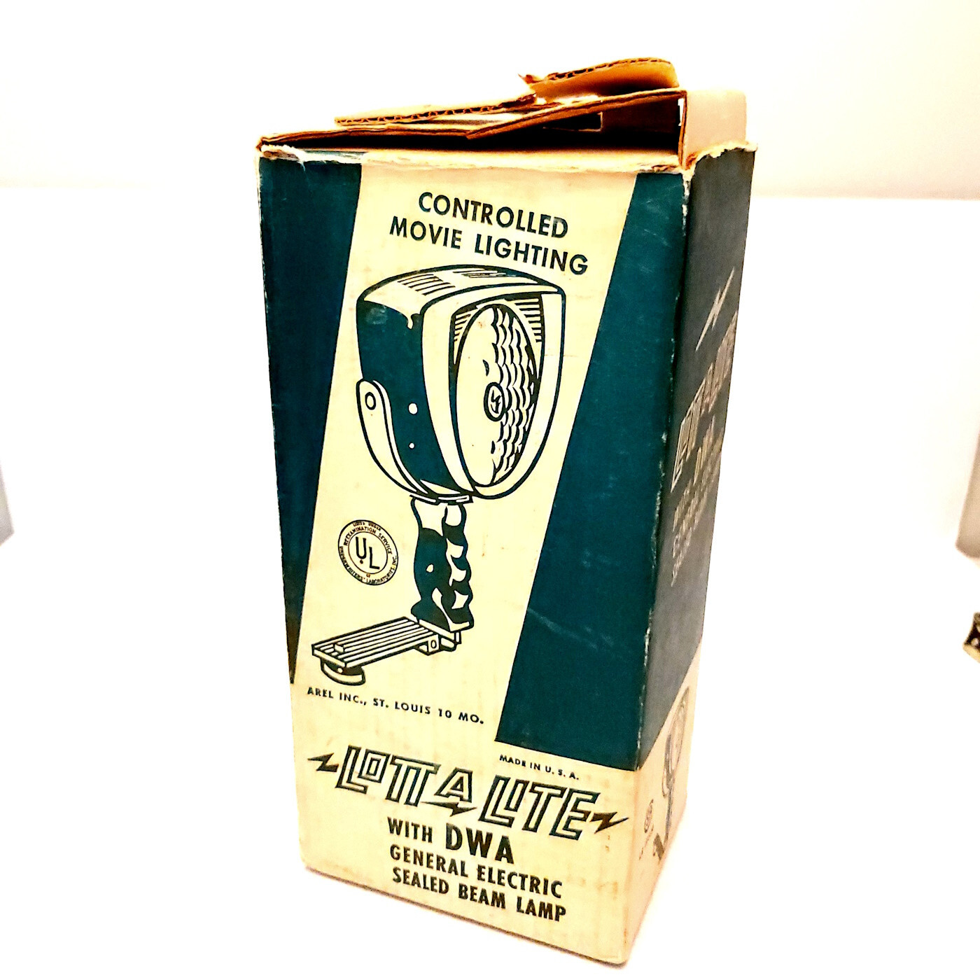 Lott A Lite Movie Lamp with DWA General Electric Sealed Beam LR19526 Tested