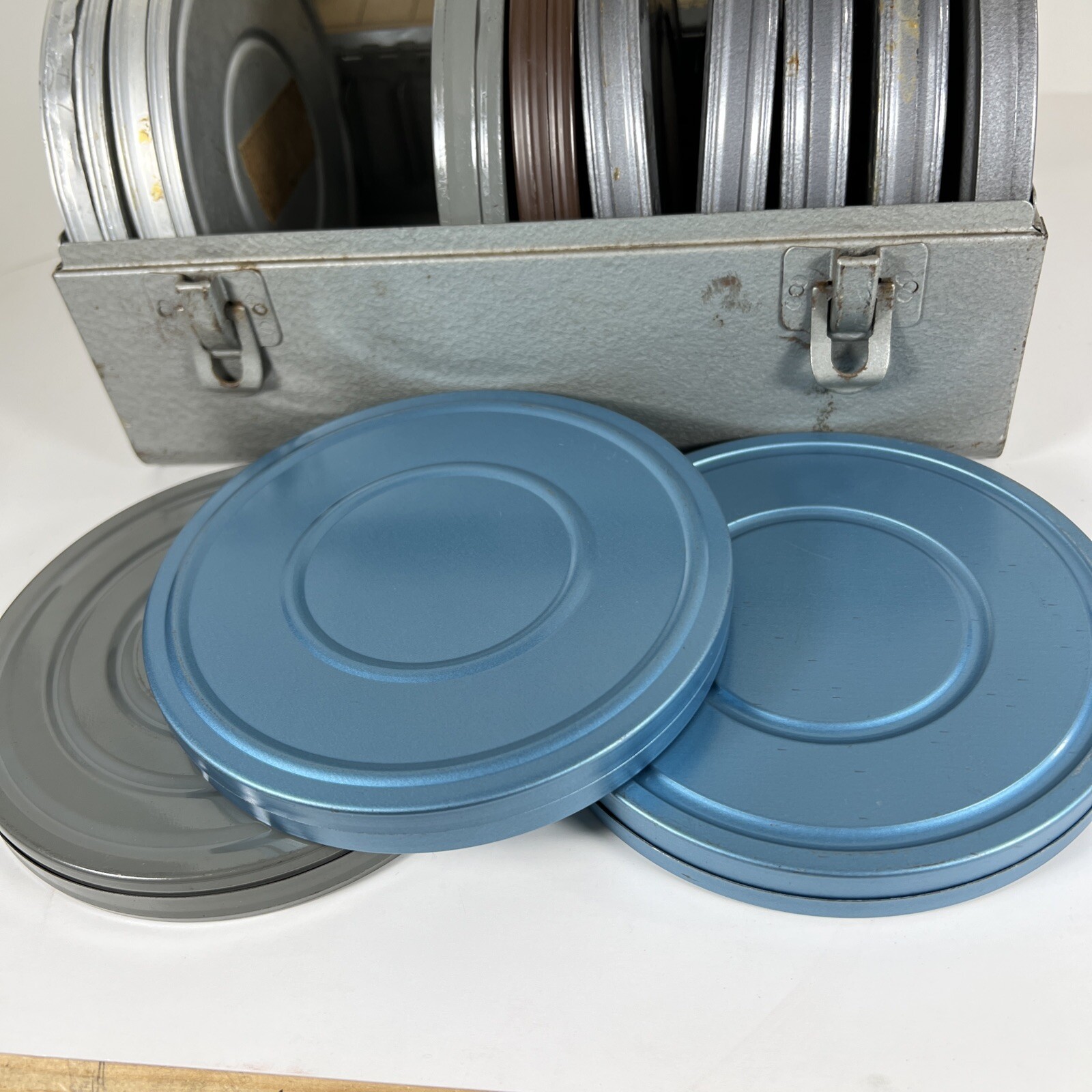 Brumberger Movie Case For 8mm Movies 5″ Canister Tins No Reels Or Film