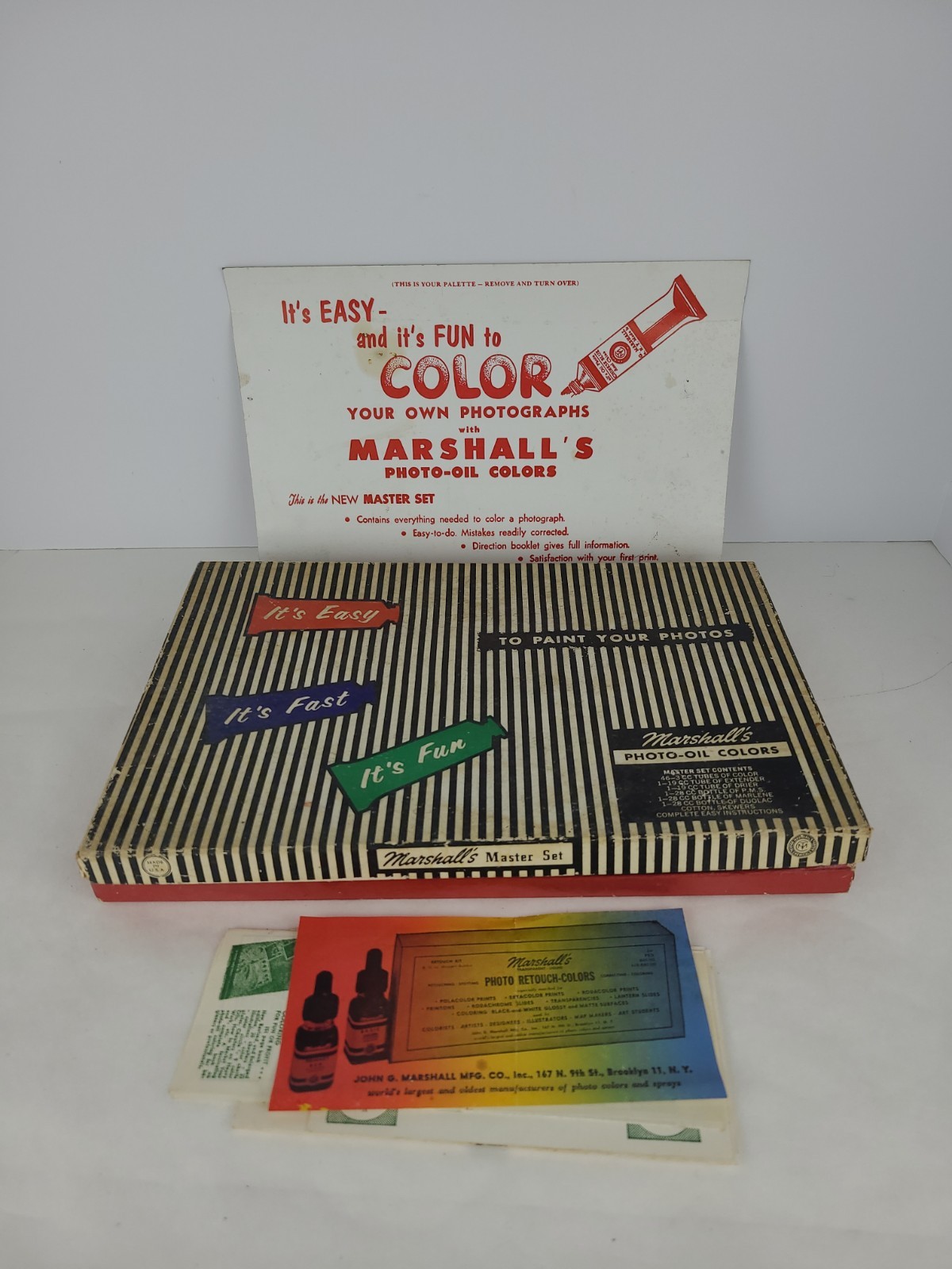 Vintage Marshall’s Photo Oil Colors Art Kit Hobby Prop – See Photos