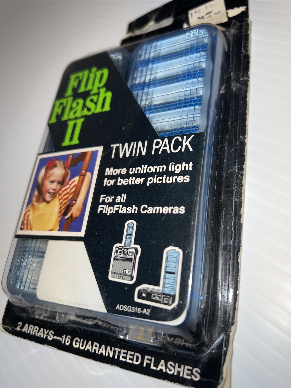 GE Flip Flash II Twin Pack Original Packaging 16 Flashes Vintage Retro camera