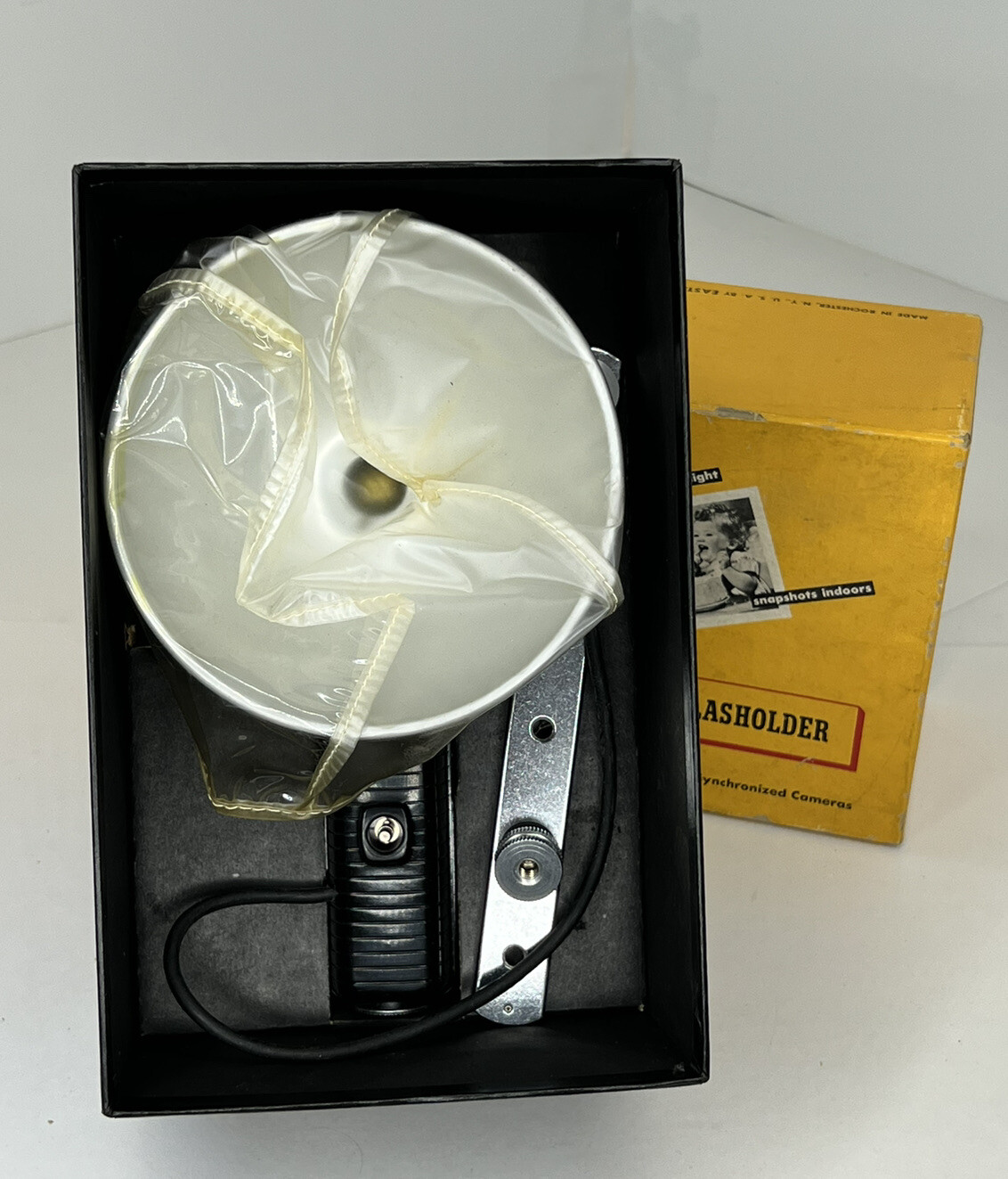 VINTAGE Kodak Standard Flasholder Flash w/Original Box