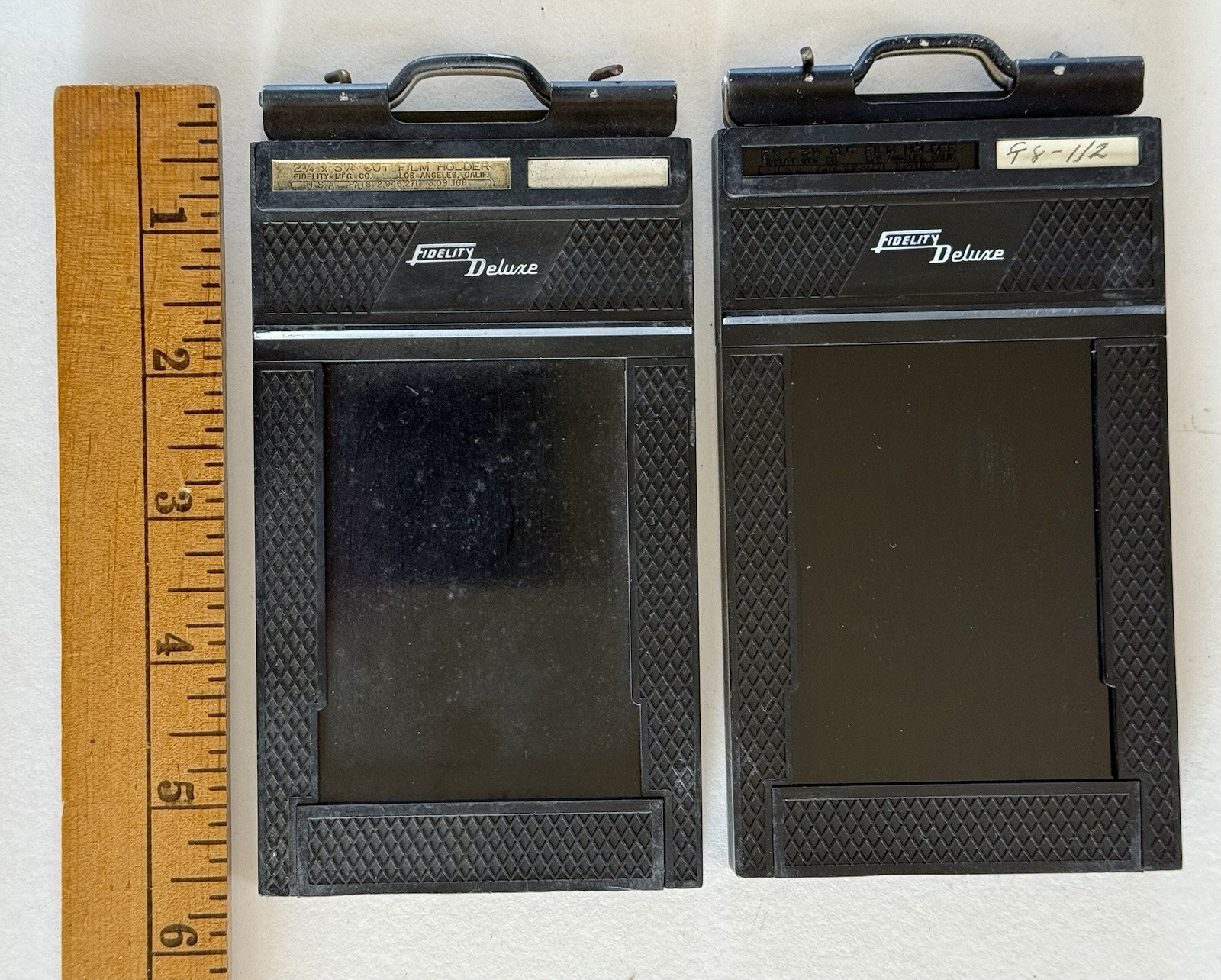 Lot of 2 Fidelity Deluxe 2 1/4″ x 3 1/4″ Cut Film Holders 2.25″ x 3.25″