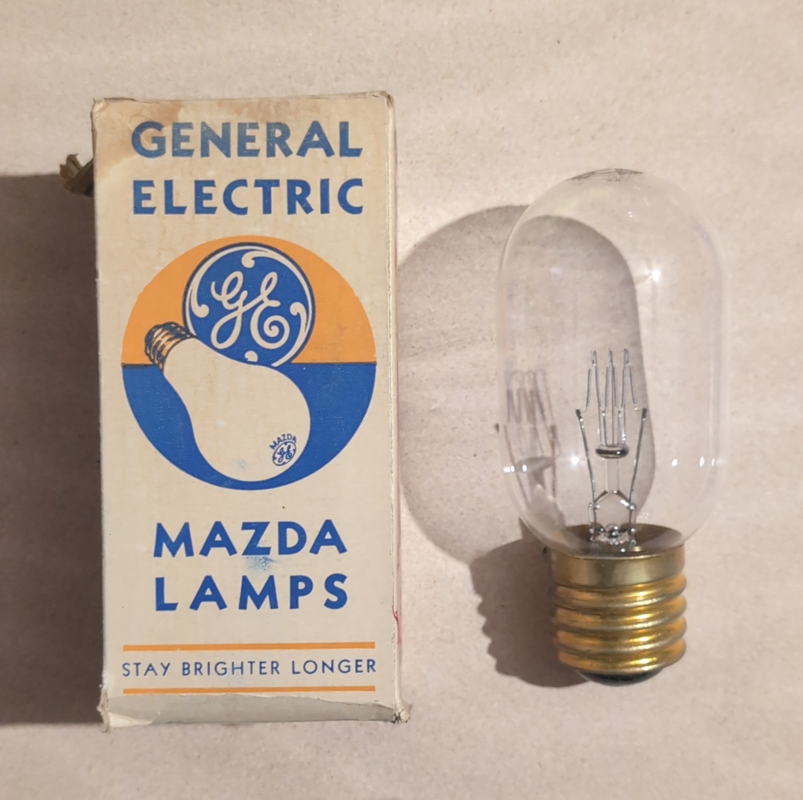 Projection Lamp Bulb GE 500W 115V T20 Mogul Base Movie Projector