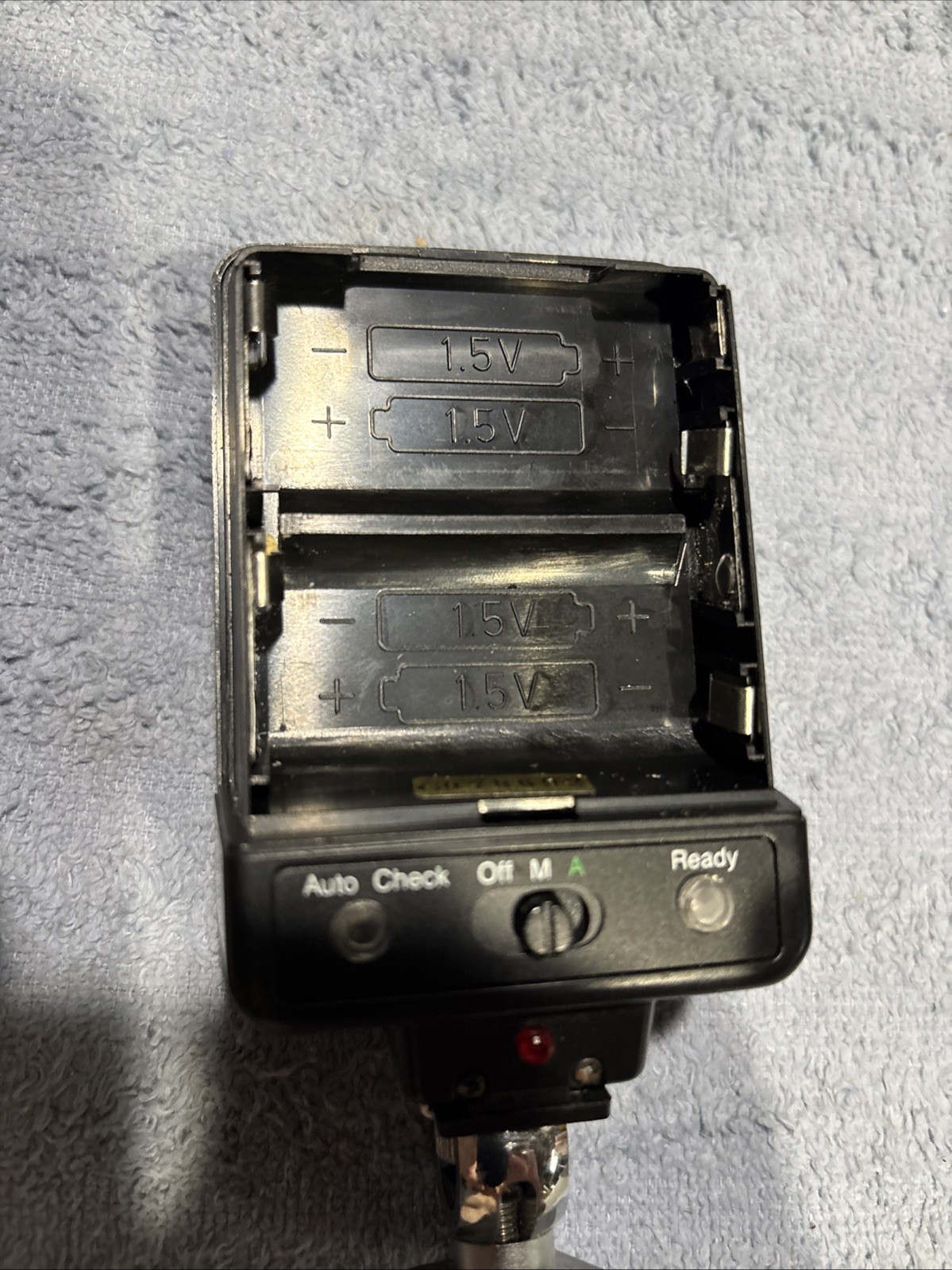 Vintage Achiever 115A Hot Shot Camera Flash Good Powers on and Test Flashes USED