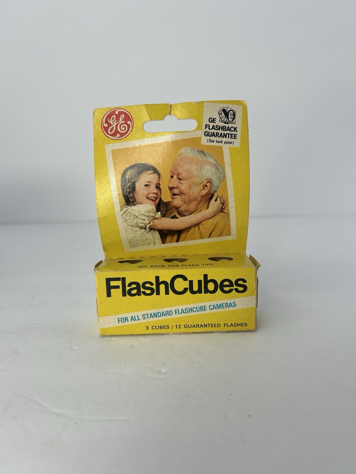 Vintage GE FlashCubes 3-Cube Pack (12 Flashes) – Original USA Packaging