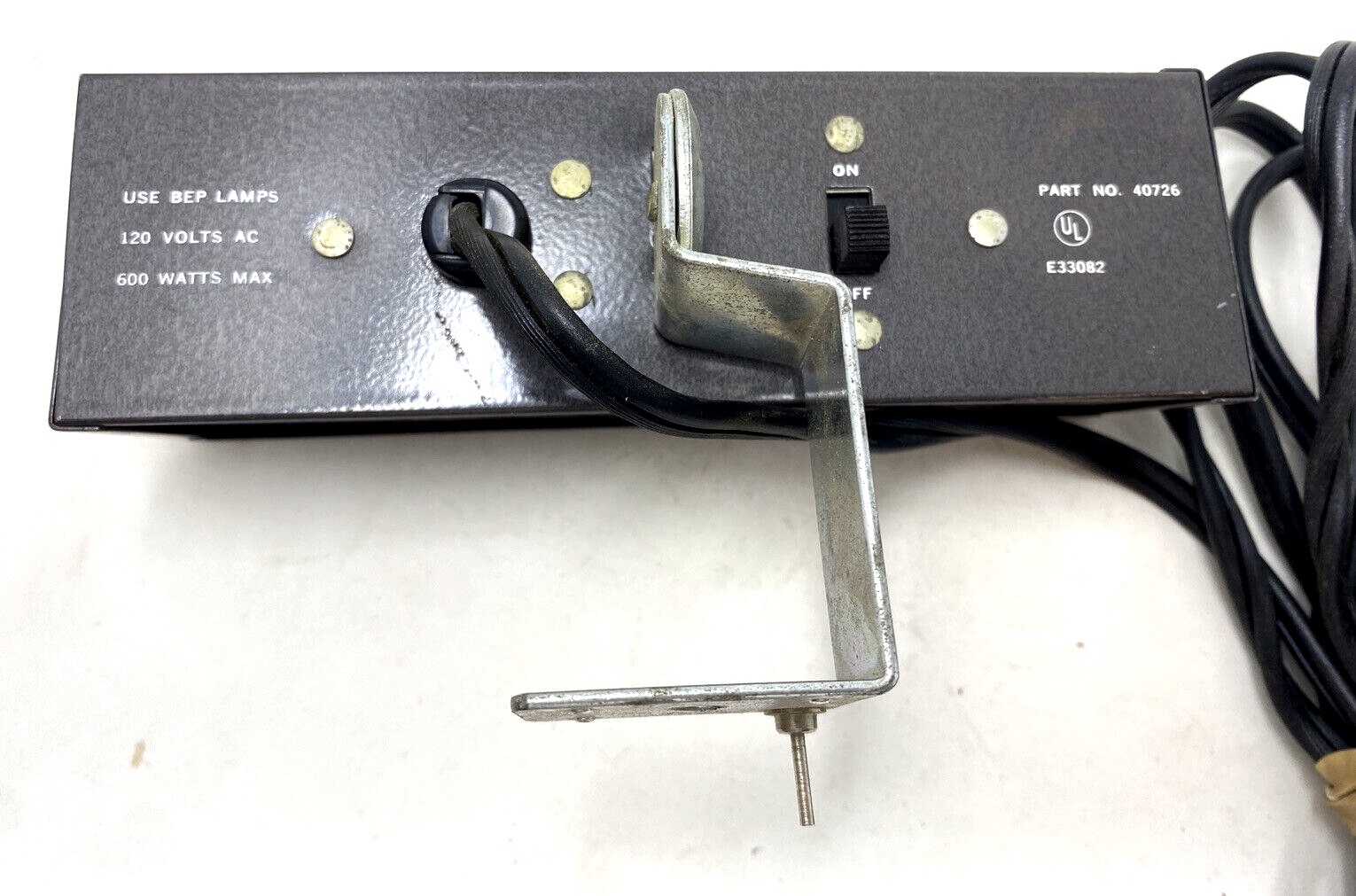 Vintage Movie Camera Bell & Howell 2 Light Bar Model 40726 120 Volts