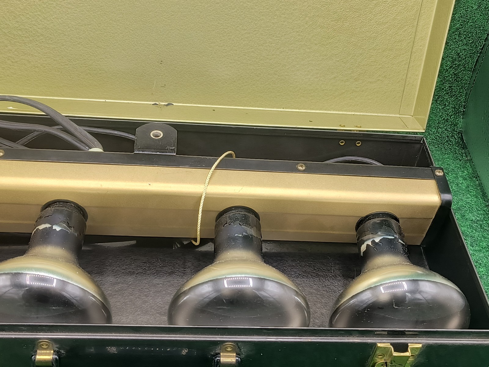 Vintage Mayfair Multilite M/S Exposure Guide 4 Light Bar In Powder Coated Case