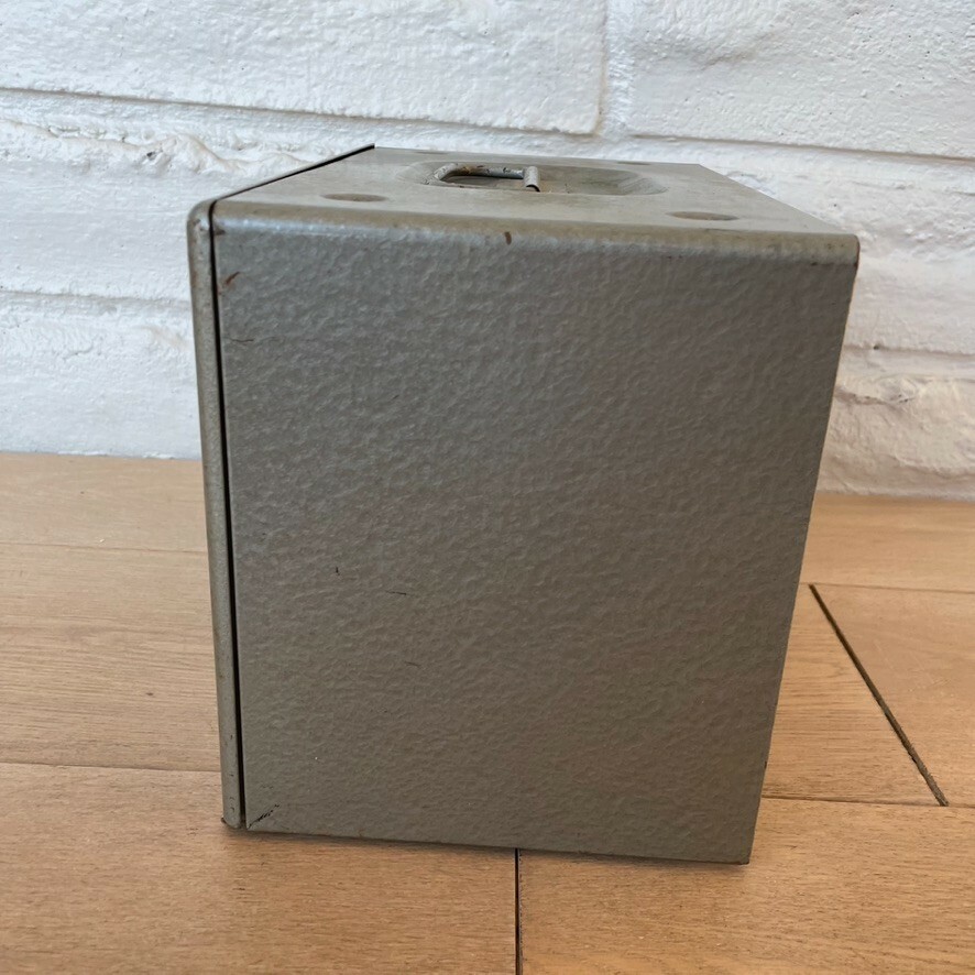 Brumberger 8mm Film Reel Carrying Case Holds 12 5 in Reels Vintage