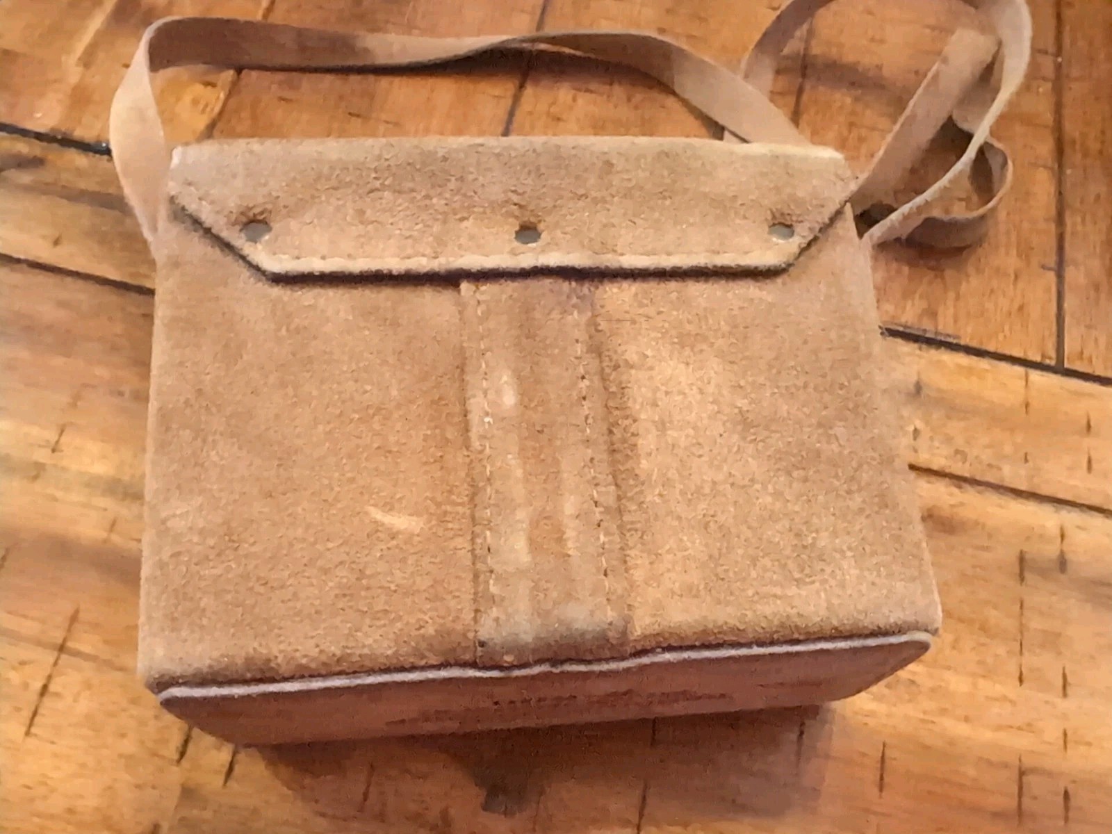 R-600 Camera Case Ranchero Cowhide Vintage Genuine Leather Suede
