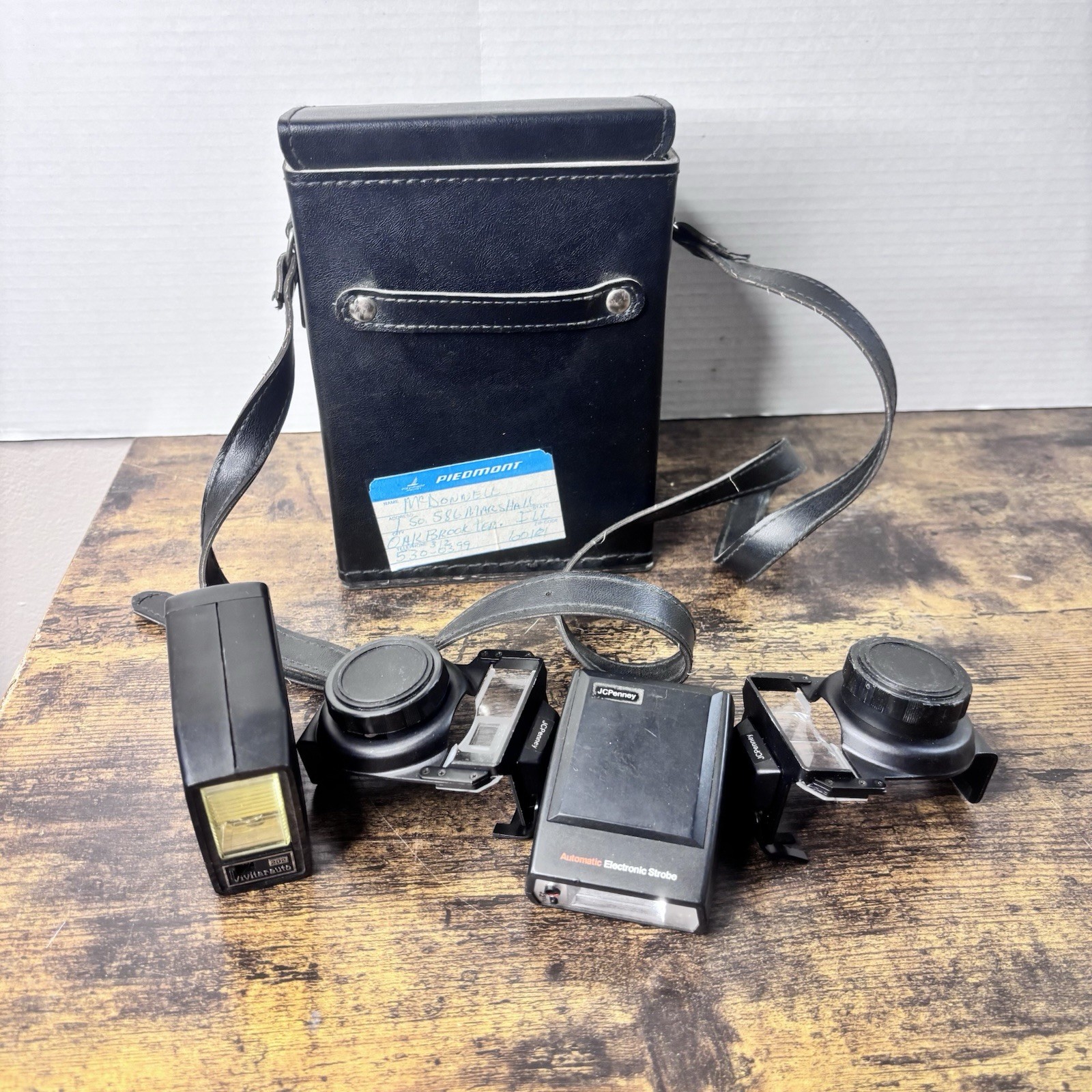 Vintage JC Penney Electronic Strobe & Vivitar 202 W Bag & Accessories