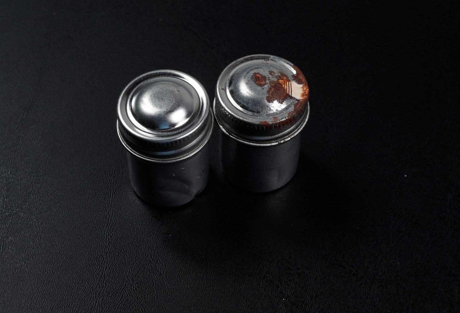 Lot of 2 Vintage 35mm Photographic Film Metal Canisters, Aluminum, Photo