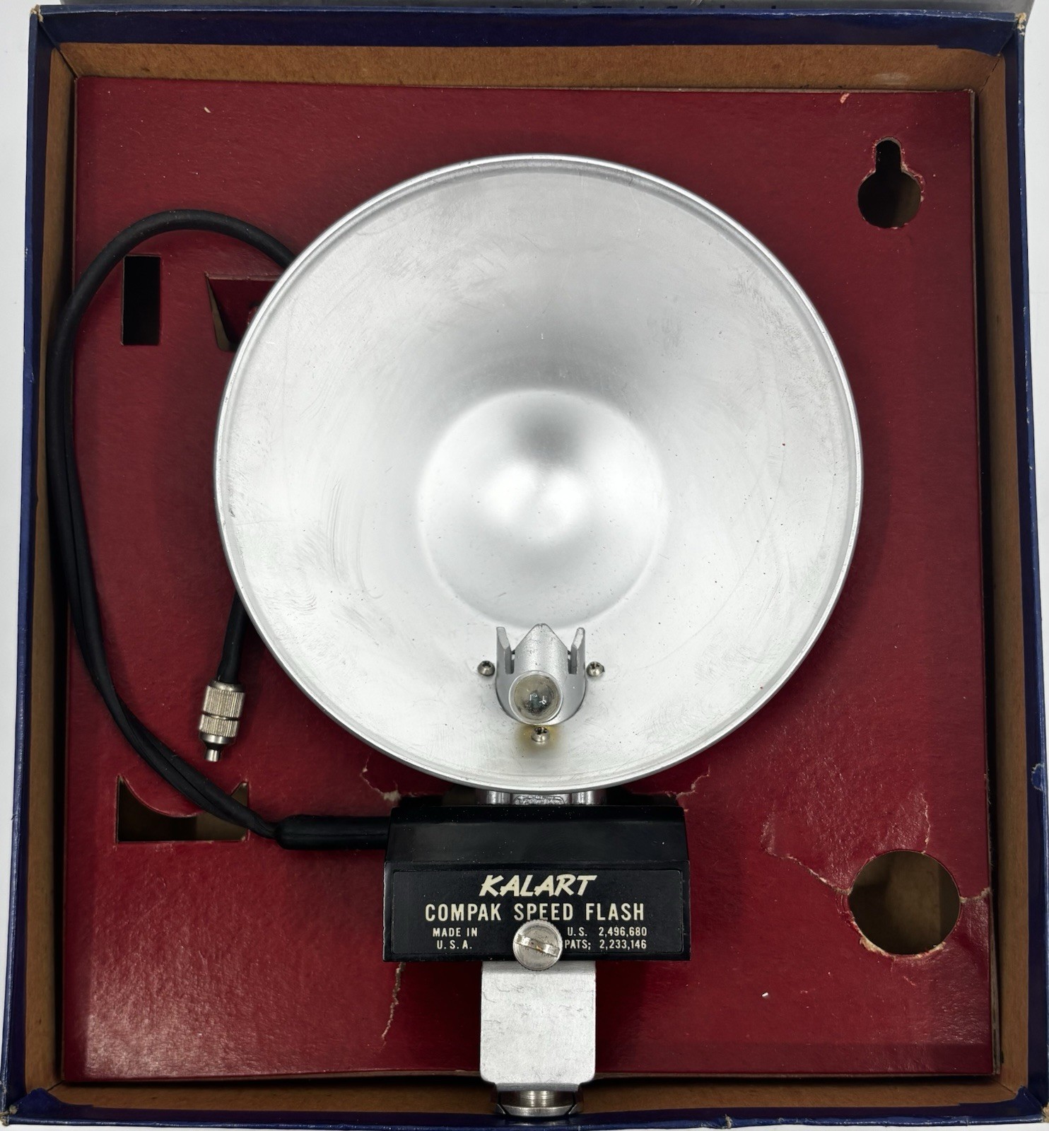 KALART COMPAK SPEED FLASH in Box with CABLE BULB INSERTS SUNLIGHT GUIDE VINTAGE