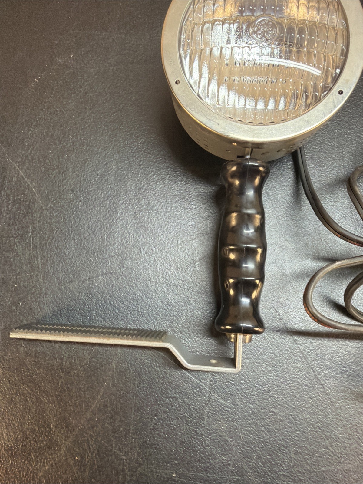 Vintage GE Kenco (875N) Super 8 Movie Lite With Grip & Mounting Bracket