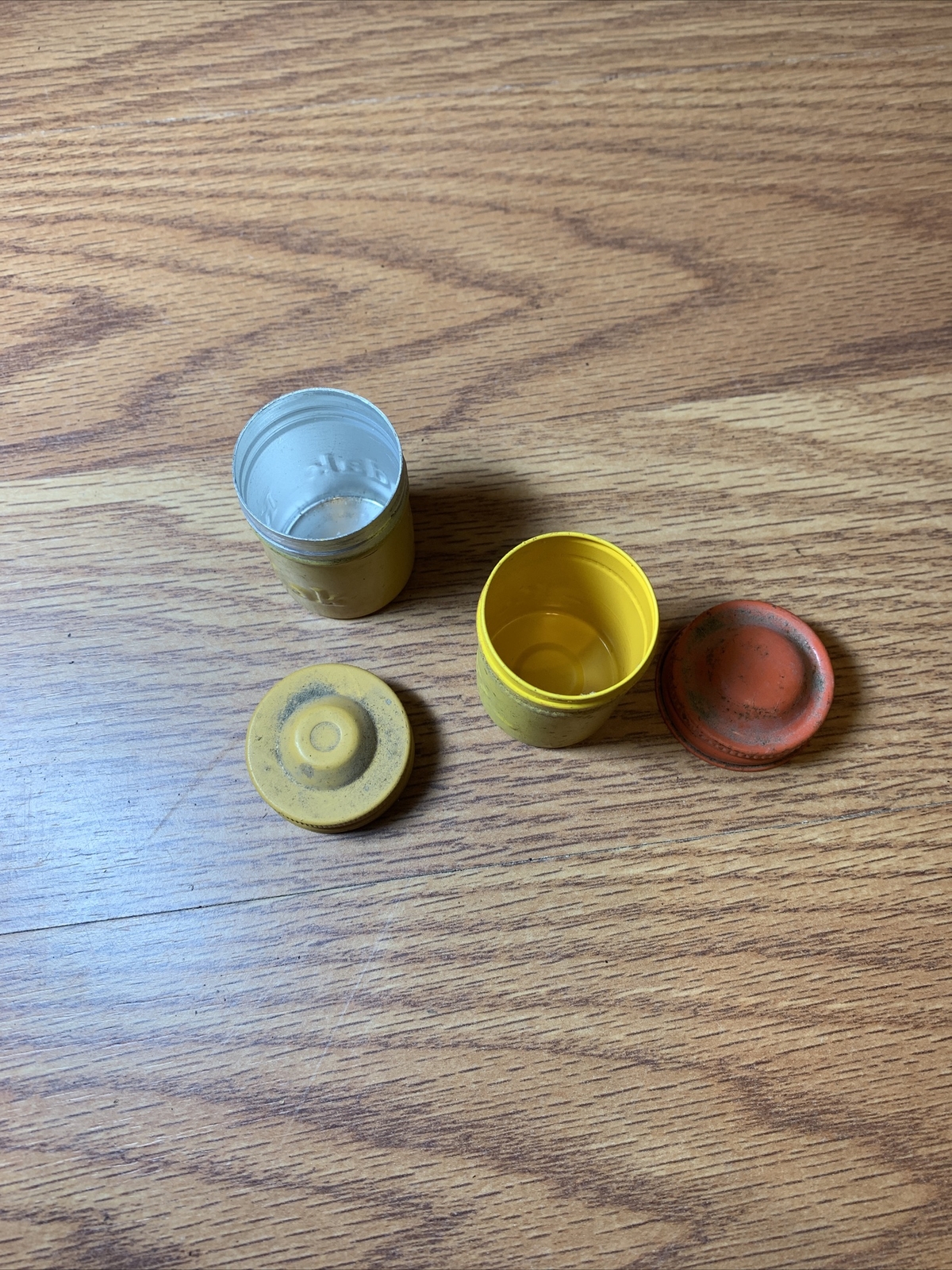VINTAGE KODAK ANTIQUE METAL TIN FILM CANISTER HOLDER WITH LID Lot Of 2