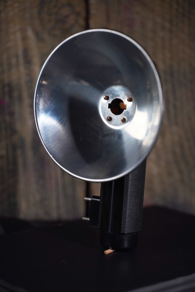 Vintage Argus Flasholder Flash Gun with Reflector for Argus C3 Camer (NJL030295)