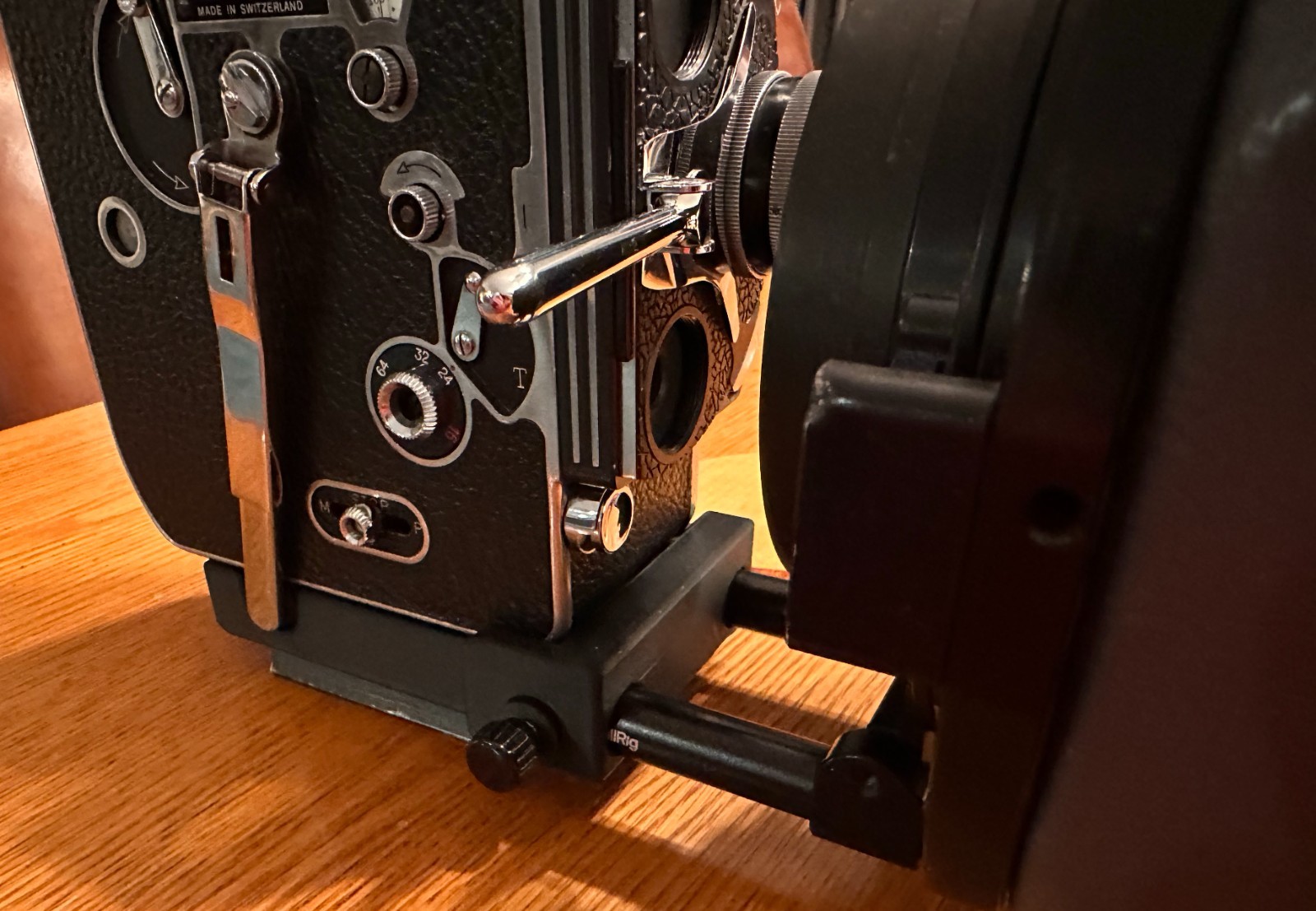 Bolex Saddle for 15mm Rods 60mm on Center – for “REX1 2 or 3” Round Base Cameras