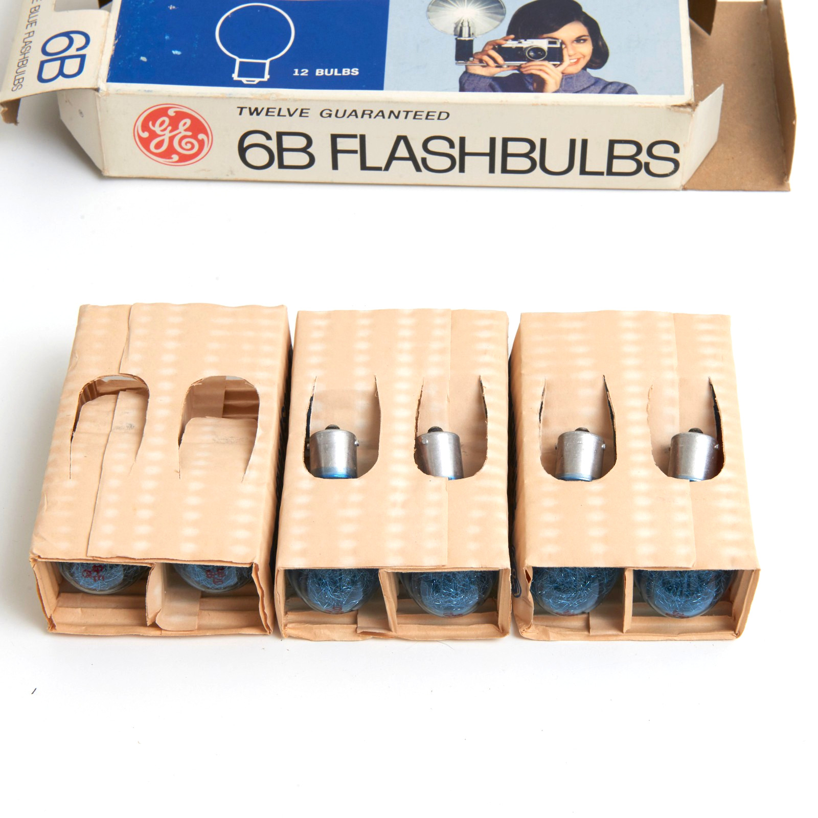 Vintage General Electric GE 5B Blue Camera Flash Bulbs 10 Bulbs – New Old Stock