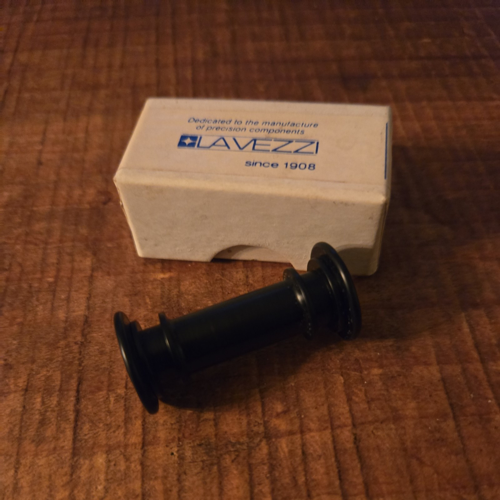 Century JJ by LaVezzi Projector roller new MNR4-22