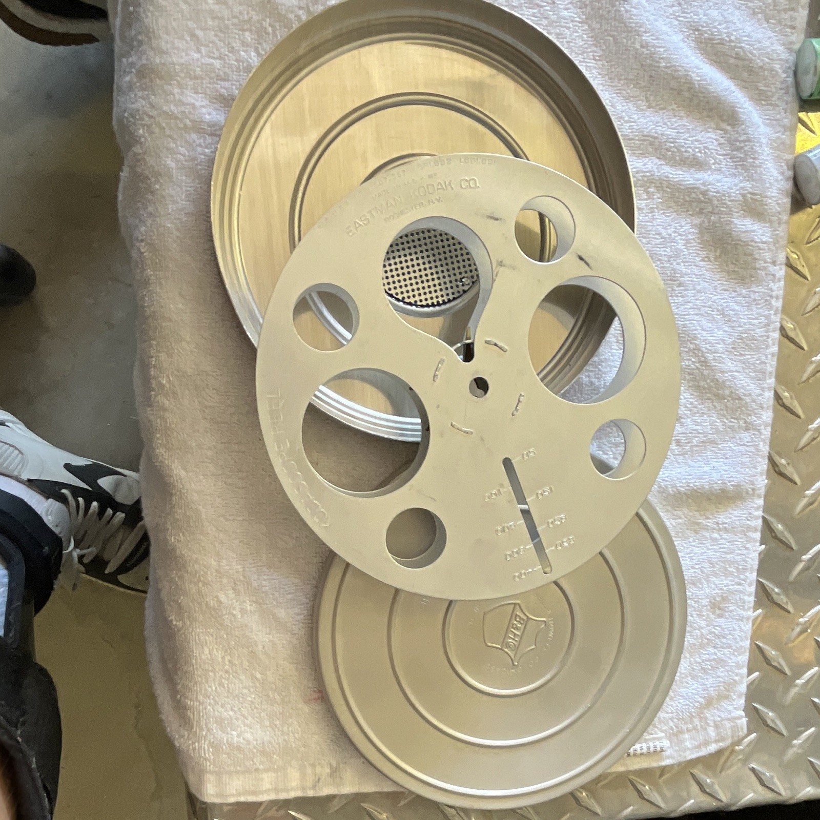 Eastman Kodak Co. No. 1070 8mm Metal Film Reel w/ Round Metal Can
