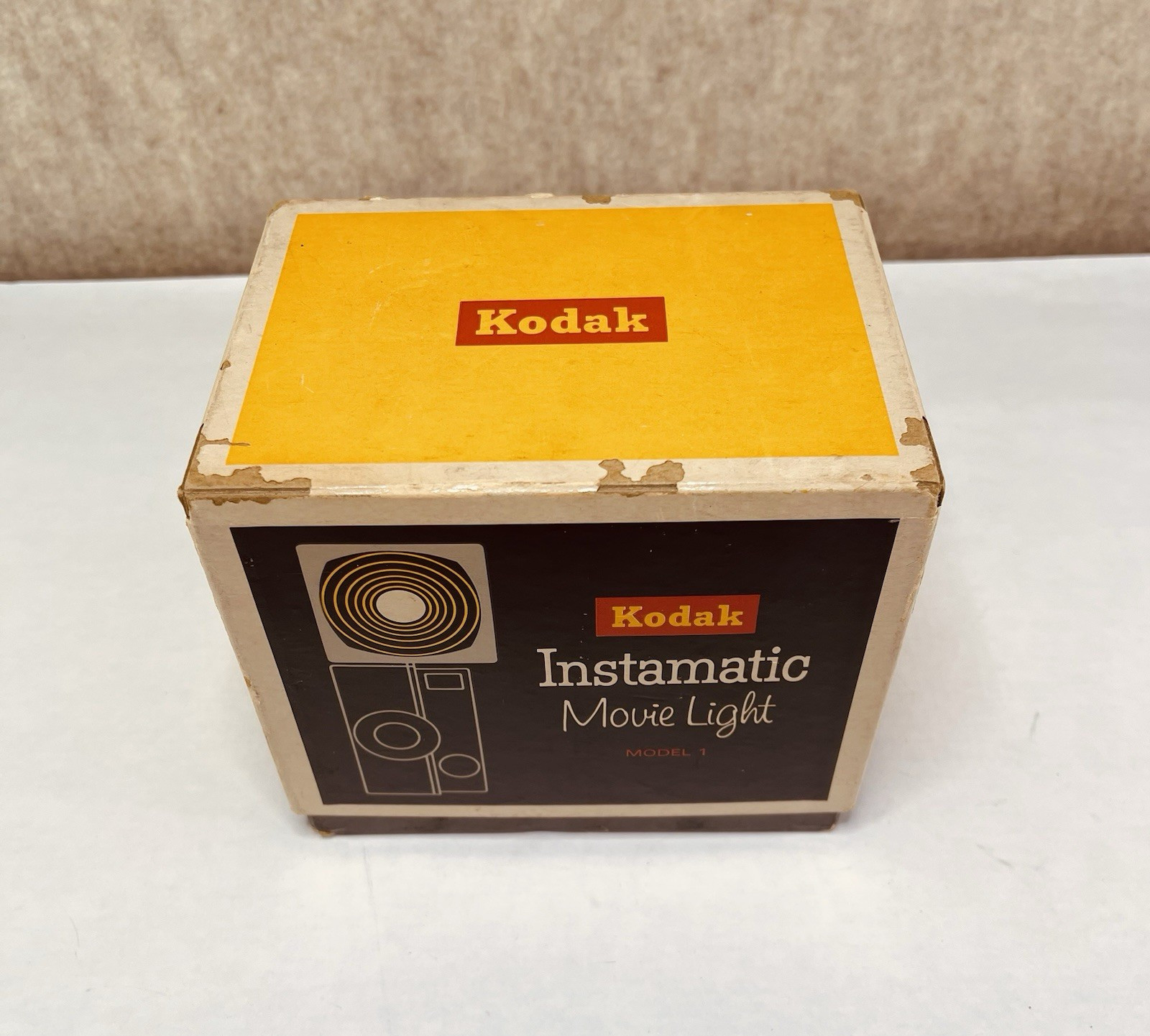 VTG 60s Kodak Instamatic Model 1 Movie Light Original Box NOT Tested Needs Bulb