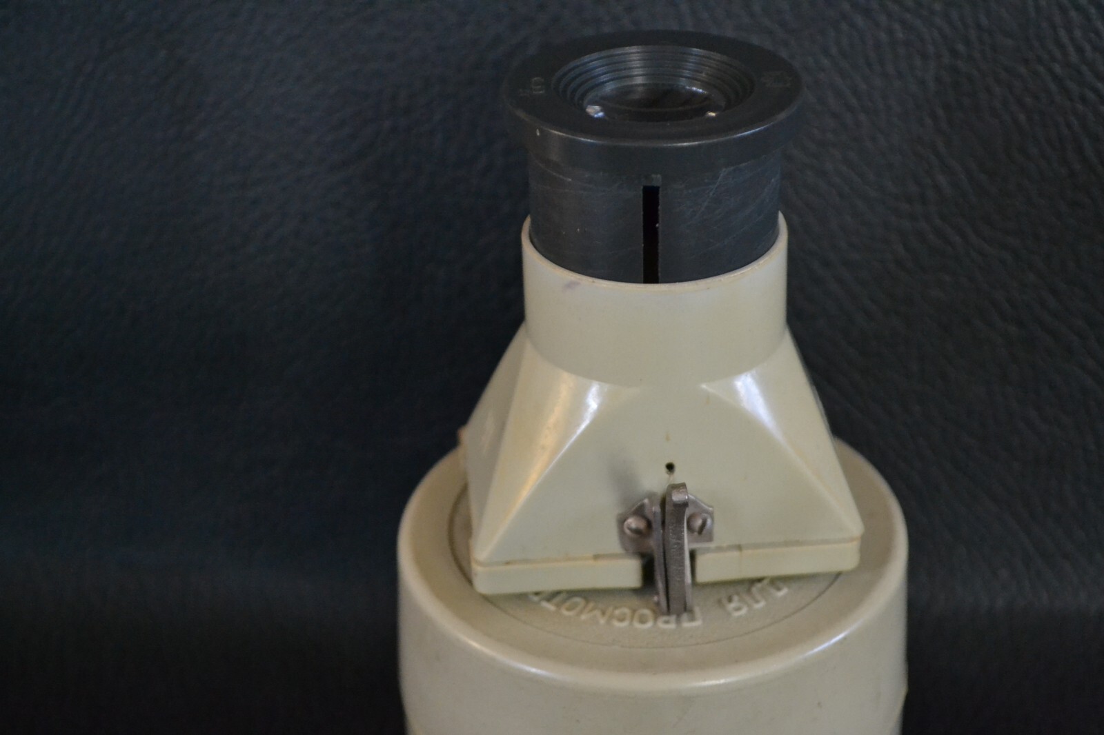 Vintage USSR plastic Magnifying Loupe L-5 For Viewing Film Frames