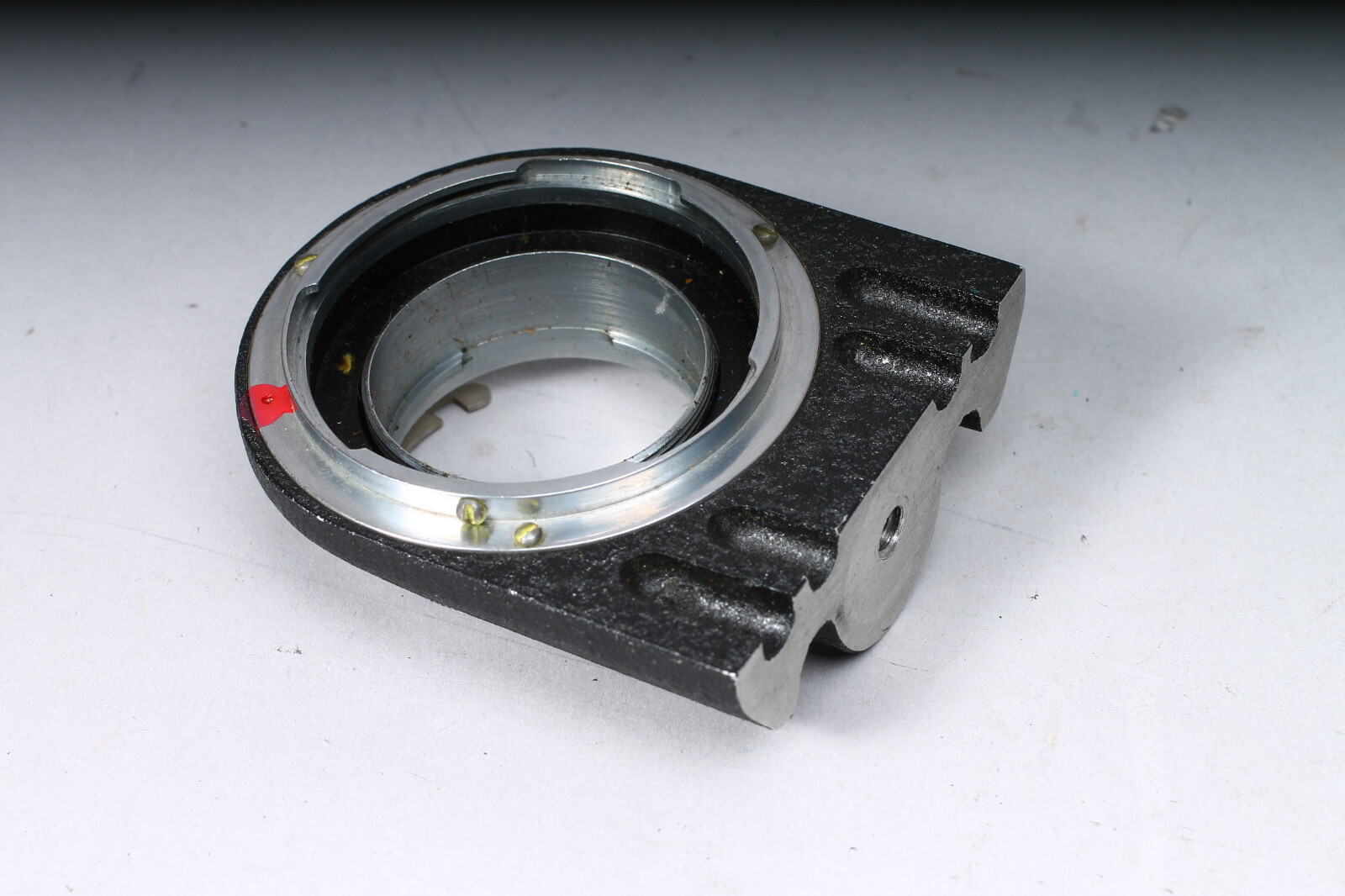 ZEISS CLOSEUP MOUNT WITH FOCUSING SCREEN FOR CONTAX RANGEFINDER LENSES