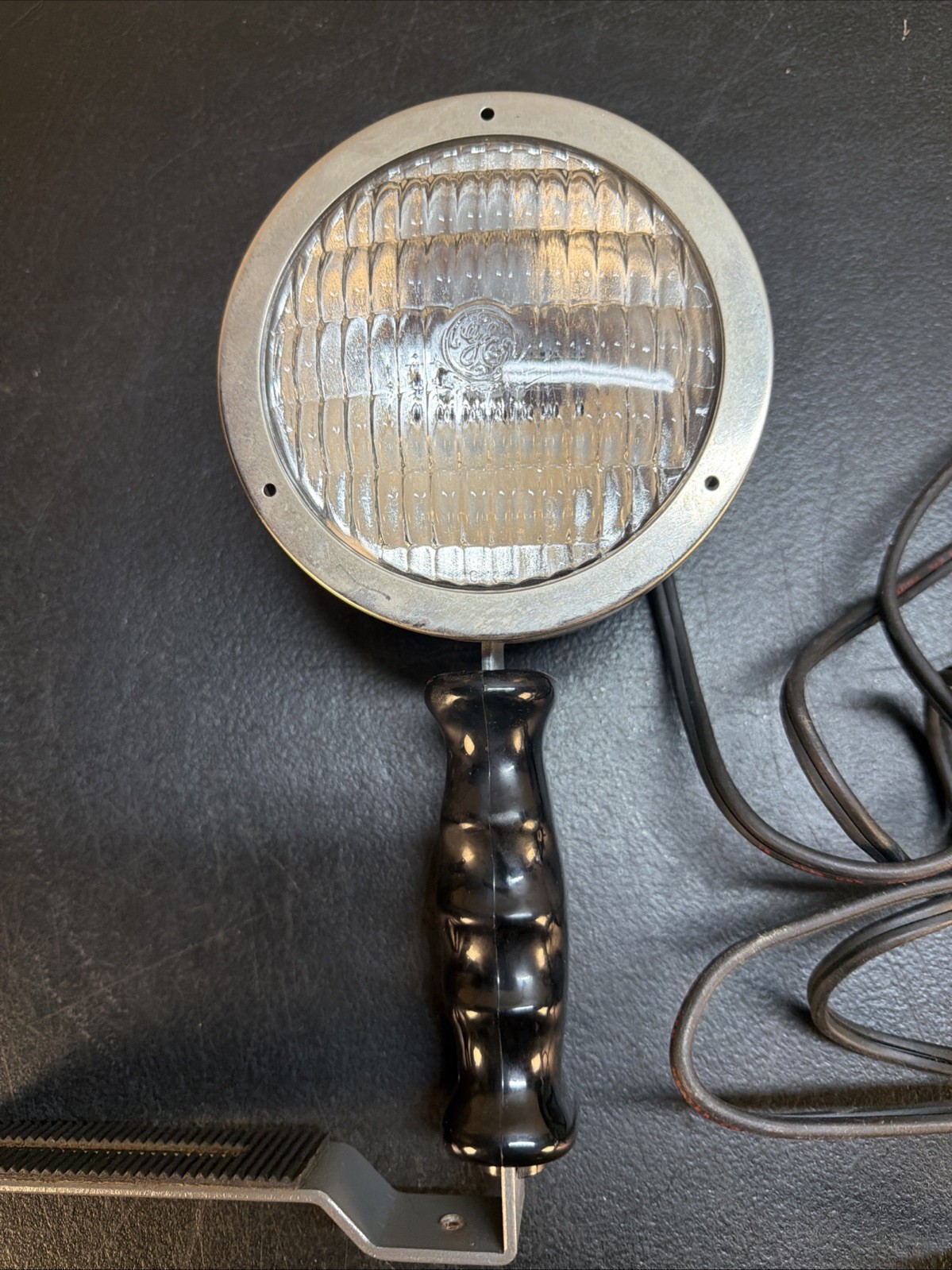 Vintage GE Kenco (875N) Super 8 Movie Lite With Grip & Mounting Bracket