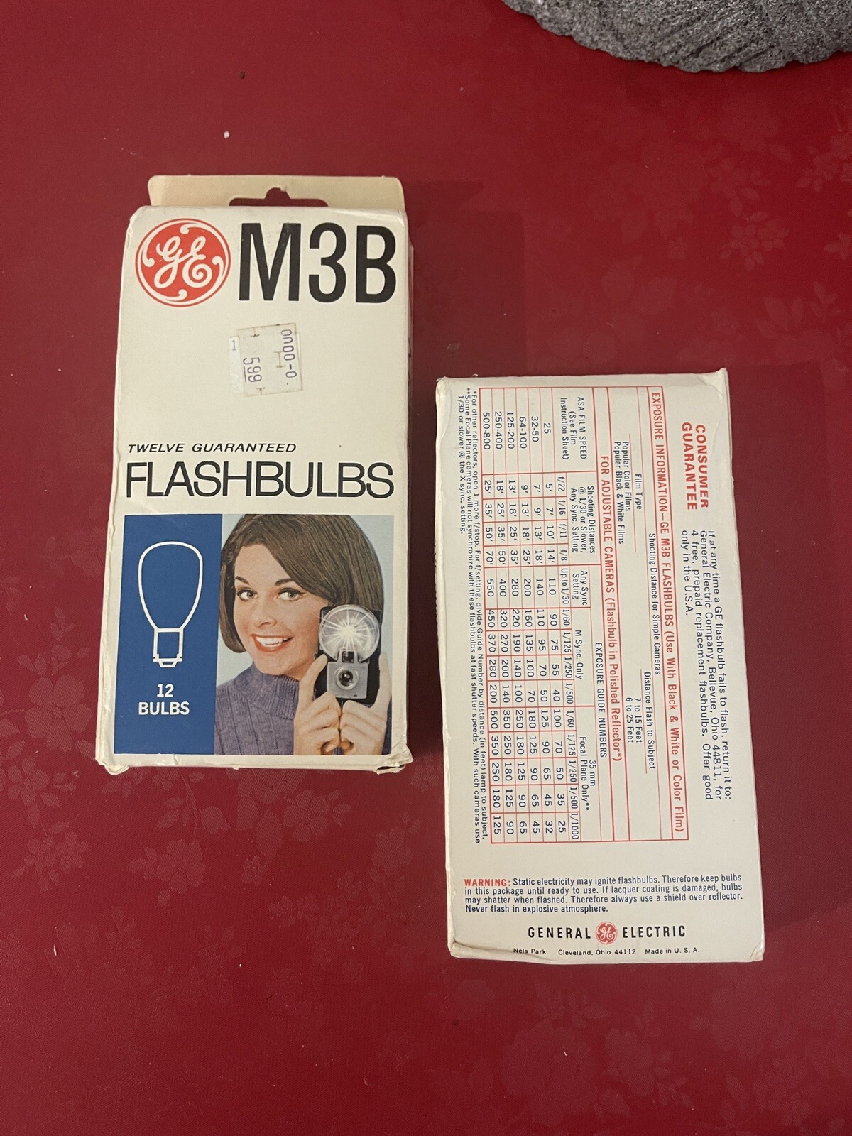 M3B GE (19) NIB FLASHBULBS Vintage Photo Camera GE Flash Bulbs 2pks