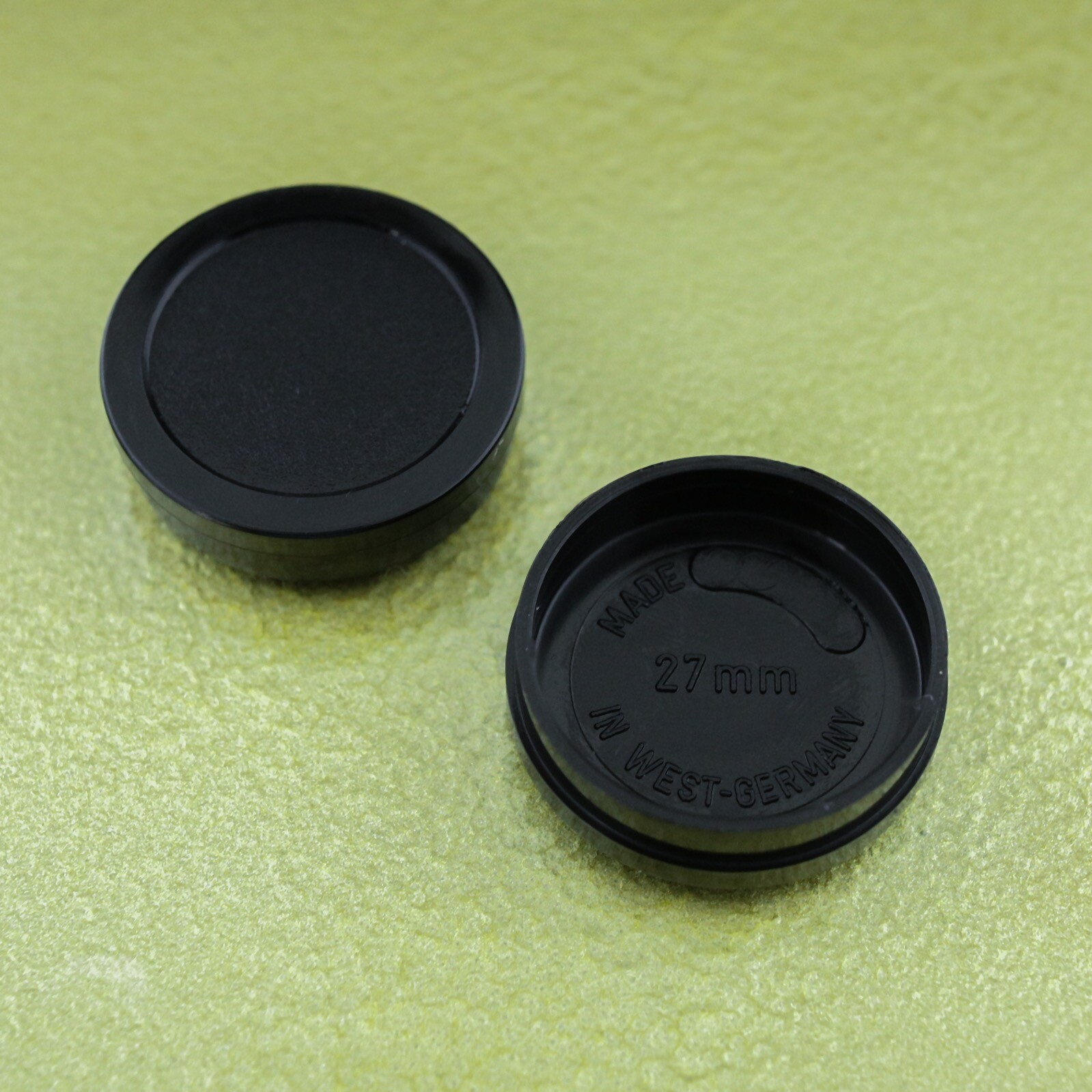 10x 27mm lens cap push-on, plastic 27 mm, front cover Made in West Germany ☆☆☆☆☆