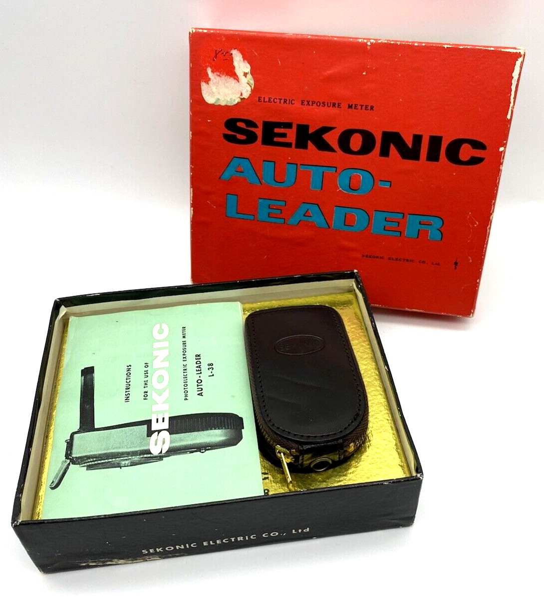 Sekonic Model L-38 Photoelectric Exposure Light Meter Auto-Leader Vintage used!
