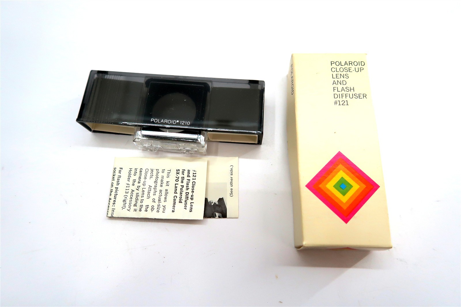 Polaroid Close-Up Lens & Flash Diffuser #121 for SX-70 Land Camaeras with Box