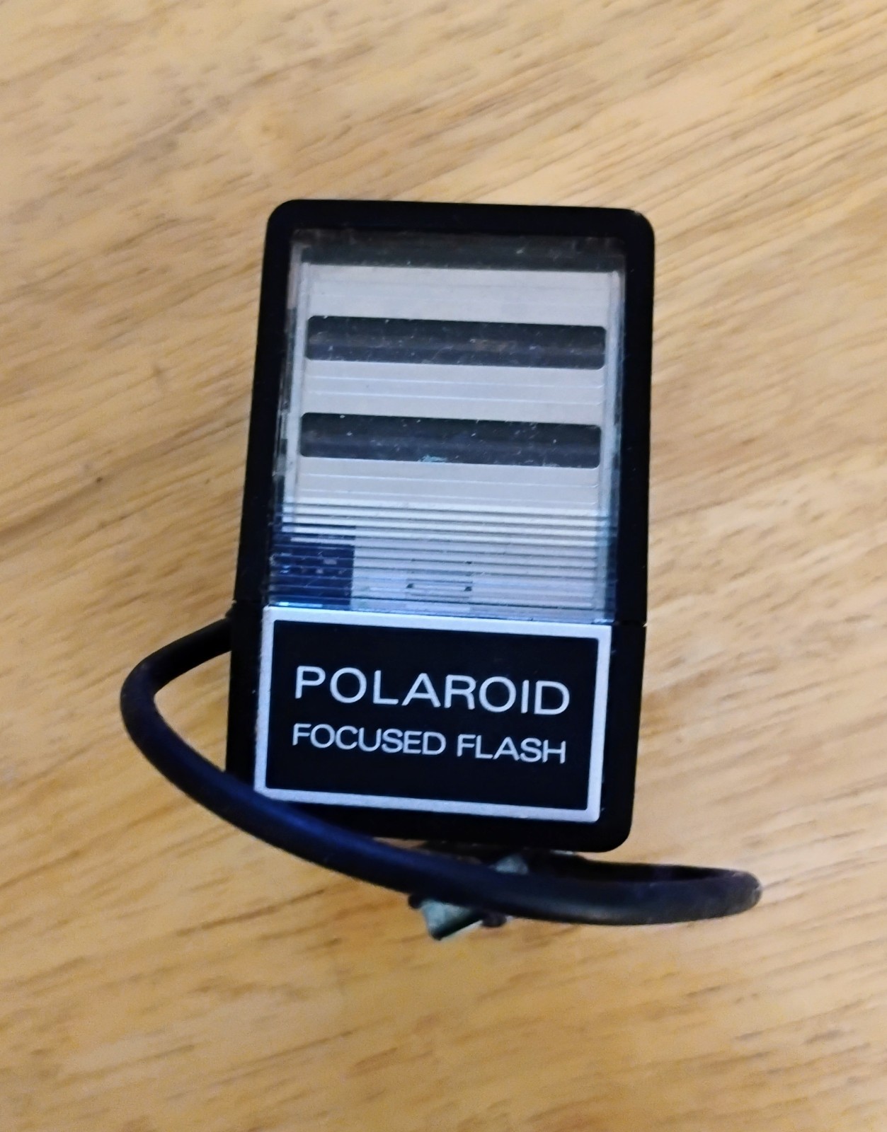 Vtg Polaroid Camera Focused Flash Model 490 Flash Attachment made USA untested