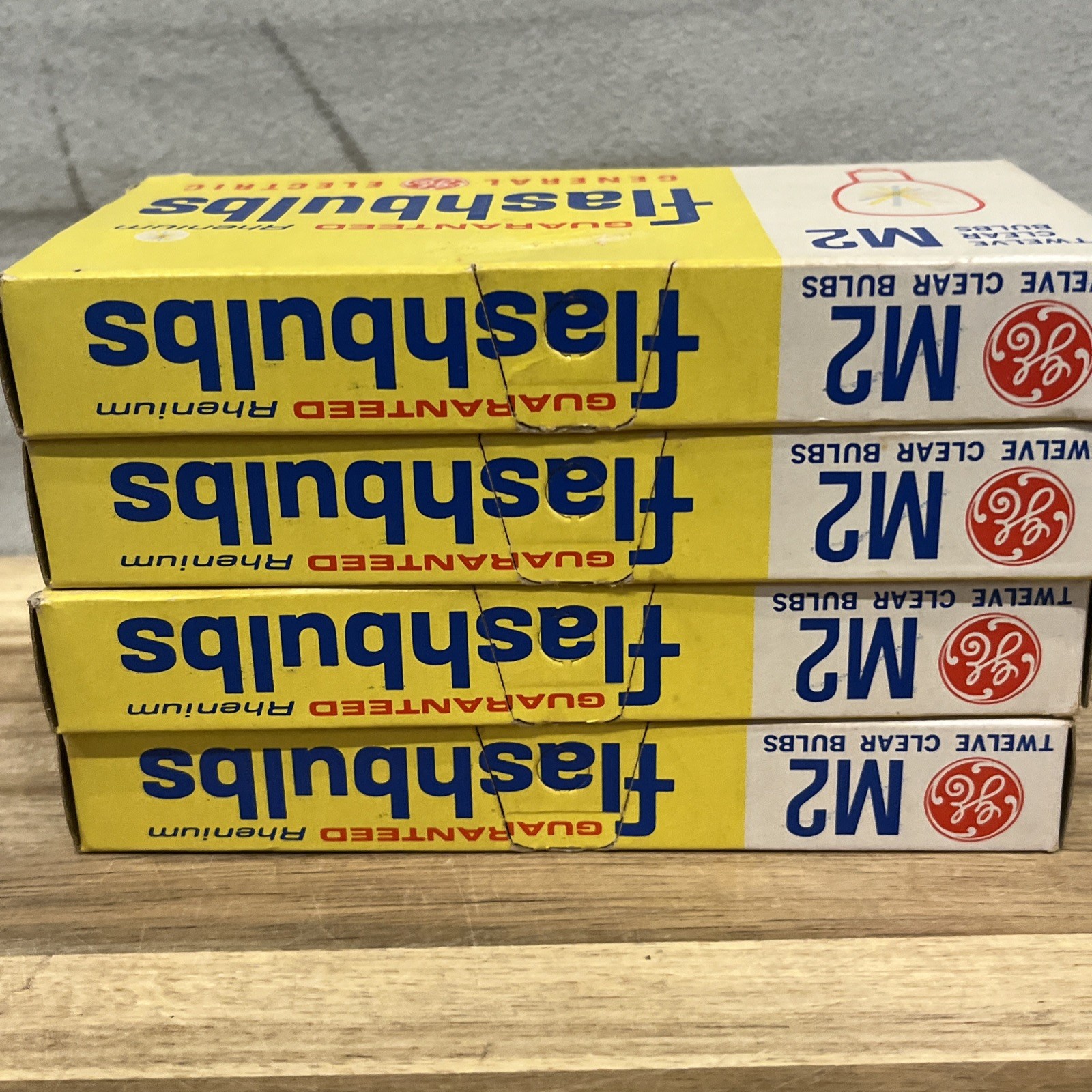 Vintage General Electric M2 GE Guaranteed Rhenium Flashbulbs USA 4 Packs of 12